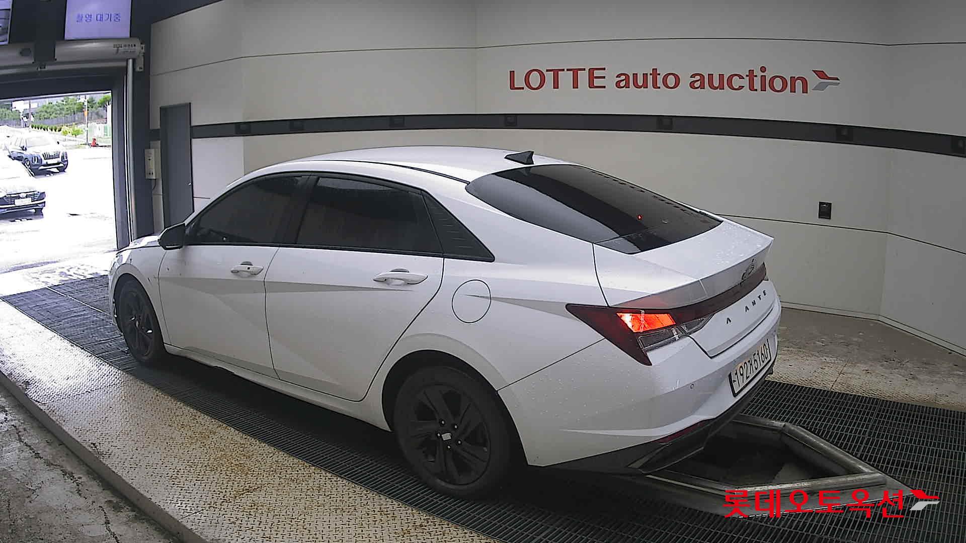 2021 - hyundai avante