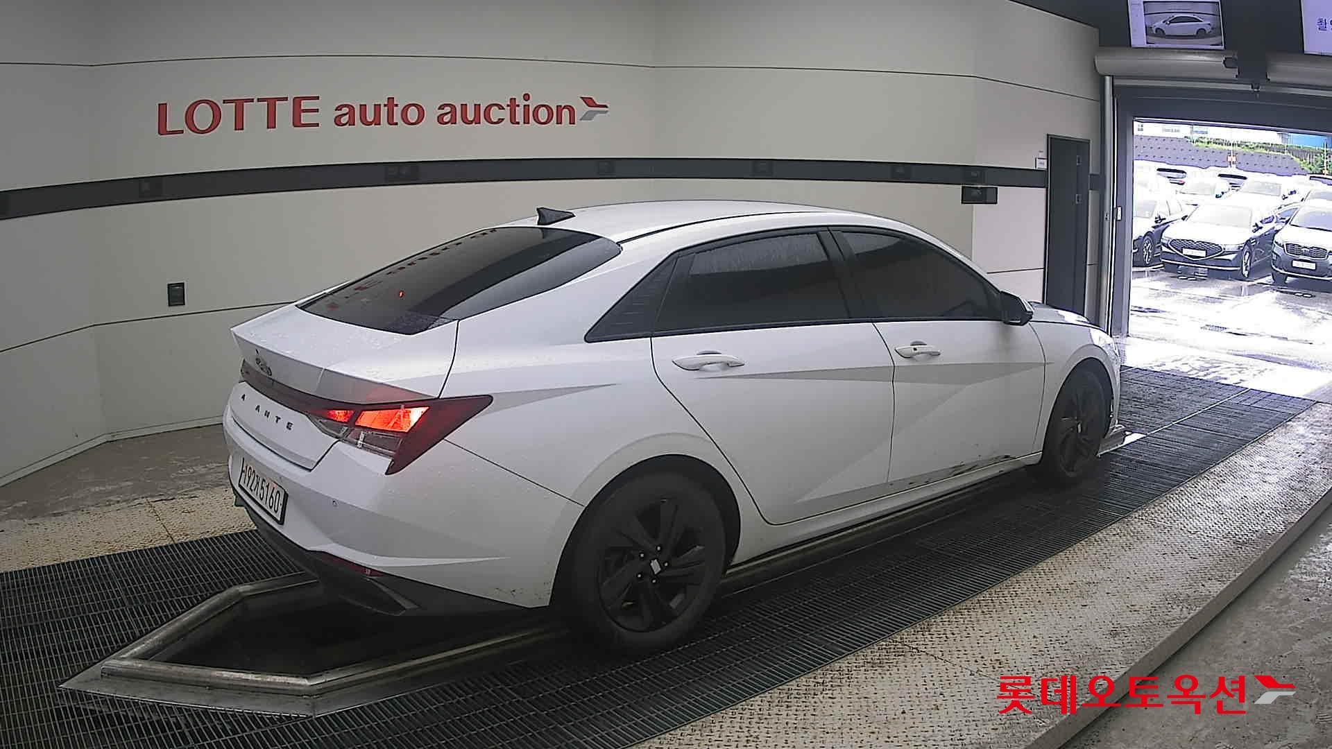 2021 - hyundai avante