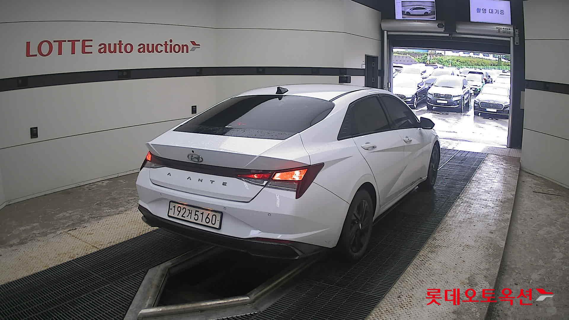 2021 - hyundai avante