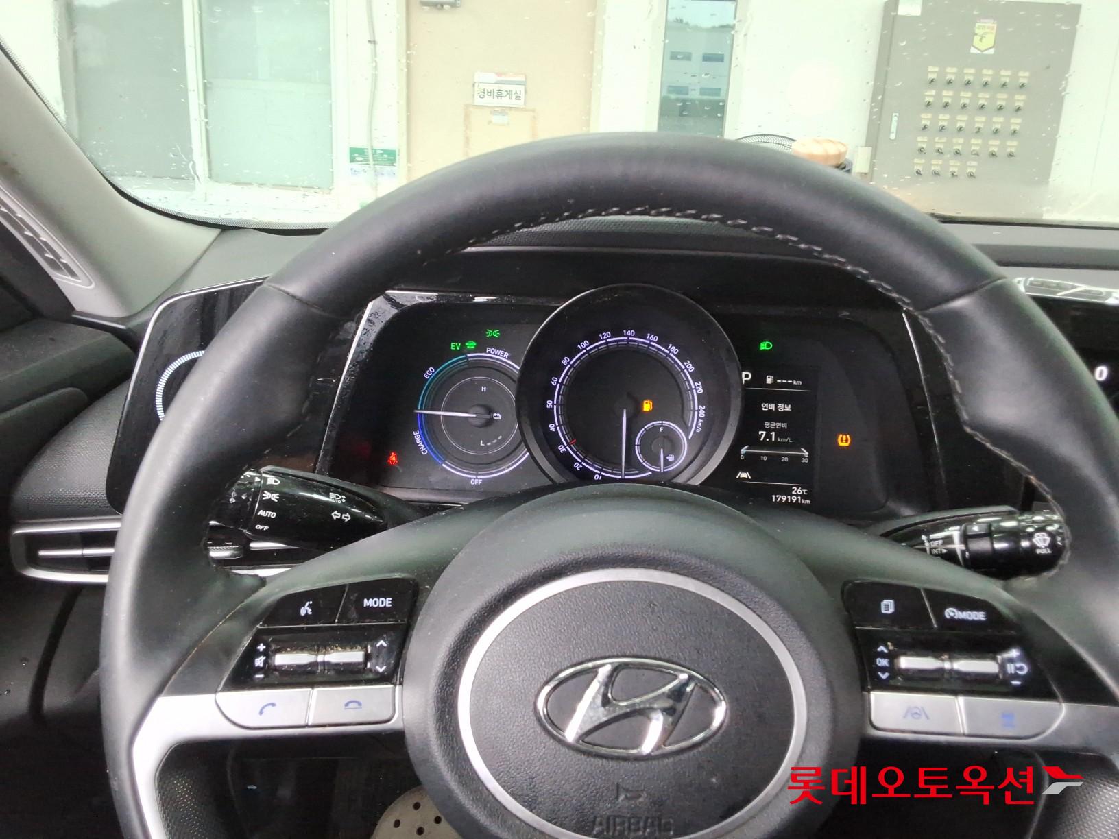 2021 - hyundai avante
