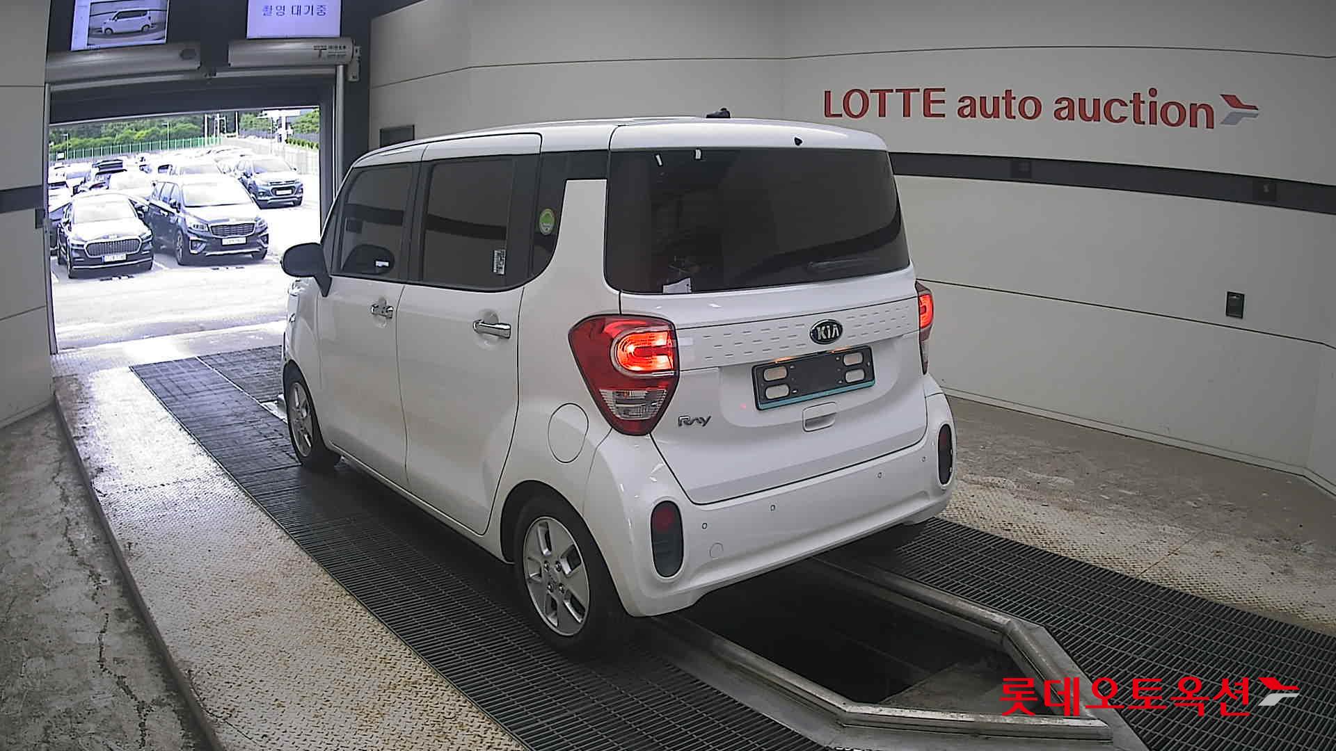 2019 - kia ray