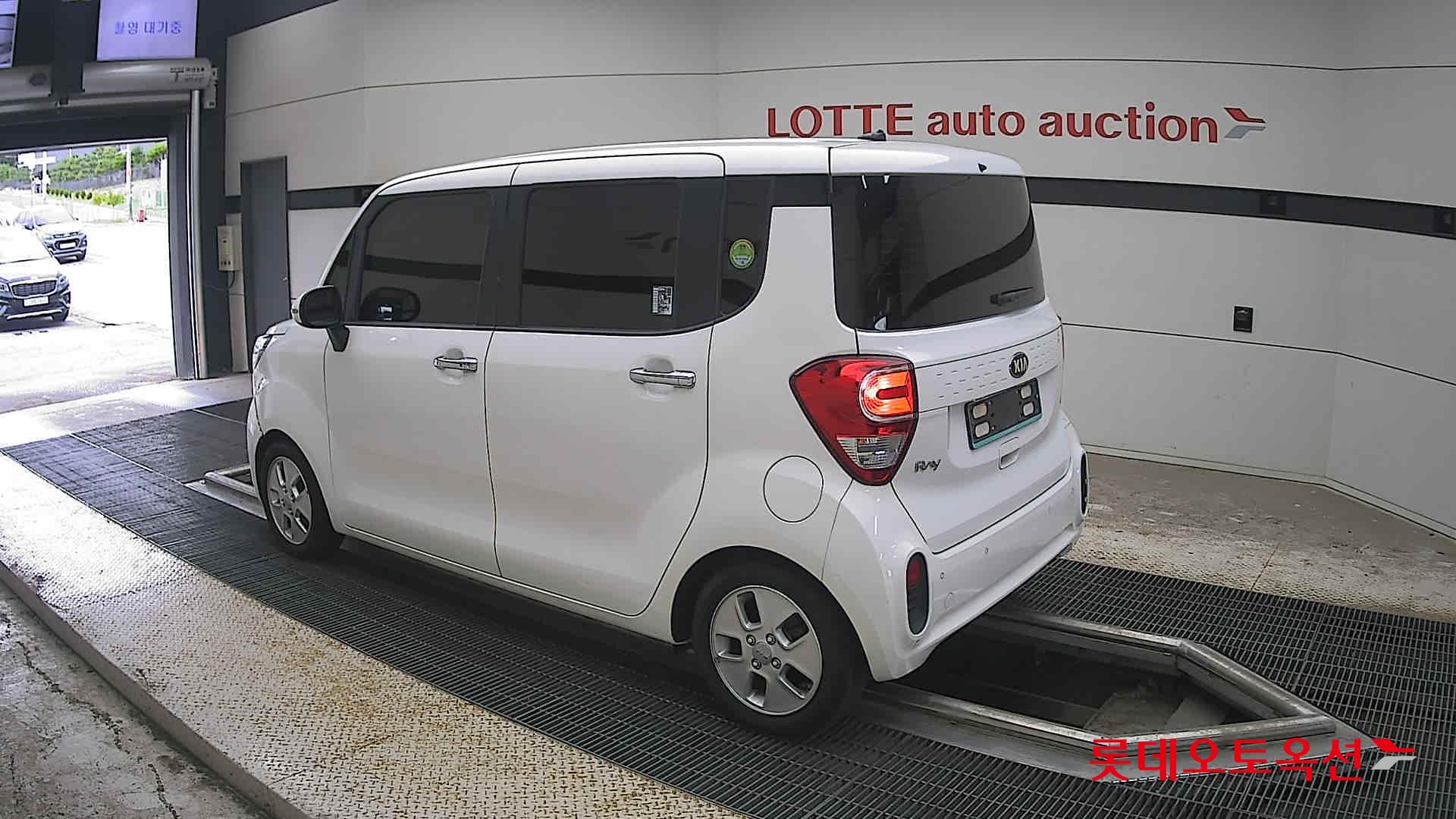 2019 - kia ray