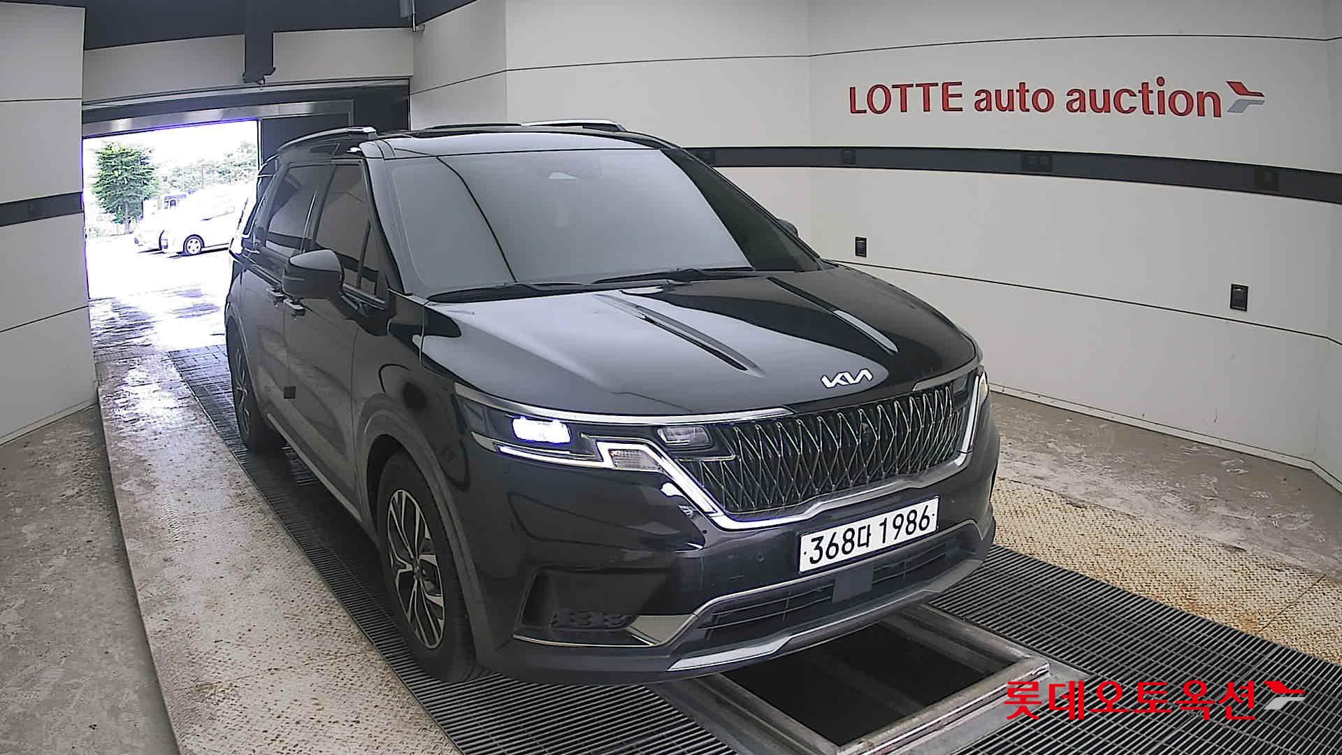 2022 - kia carnival
