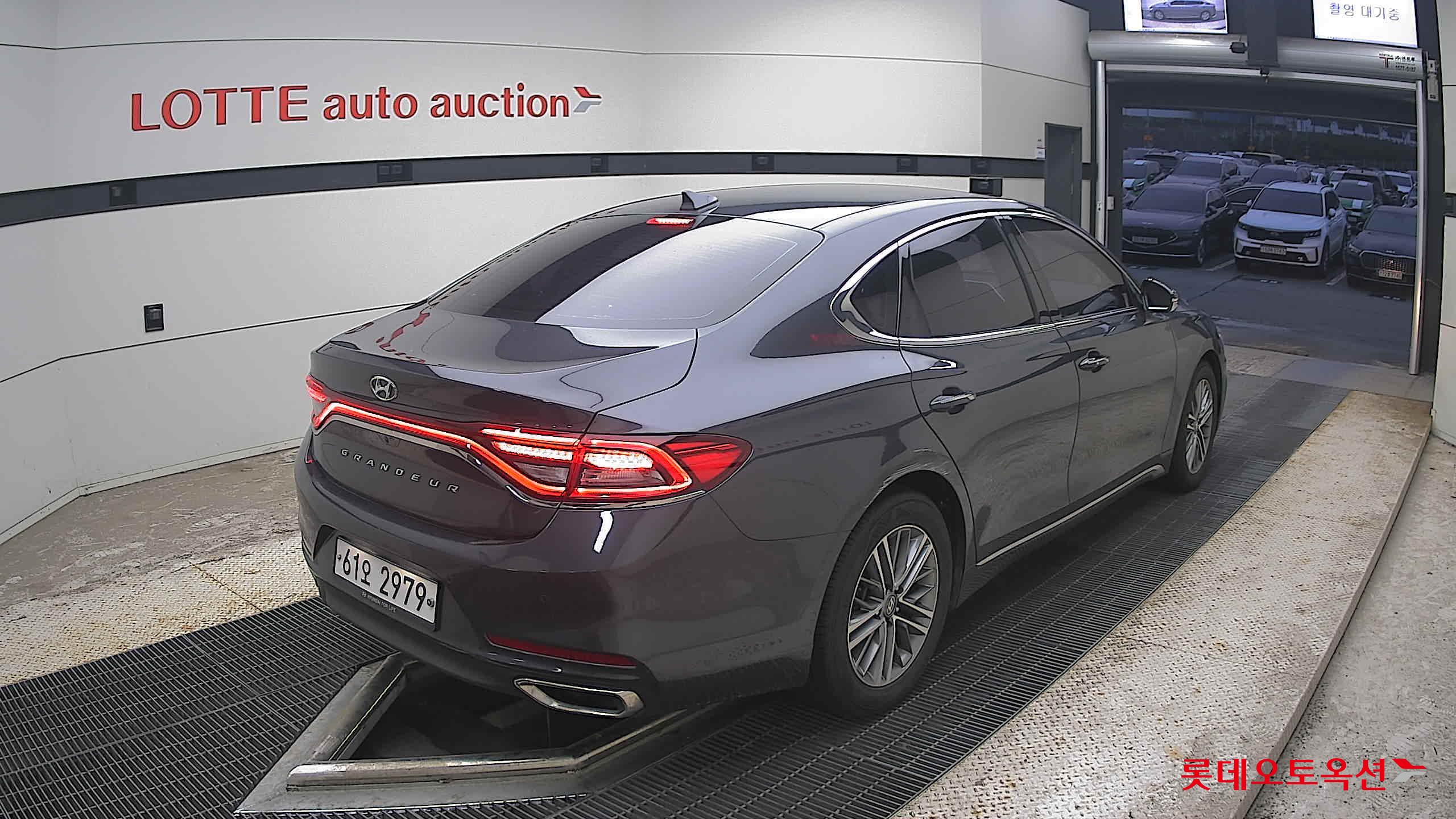 2019 - hyundai grandeur