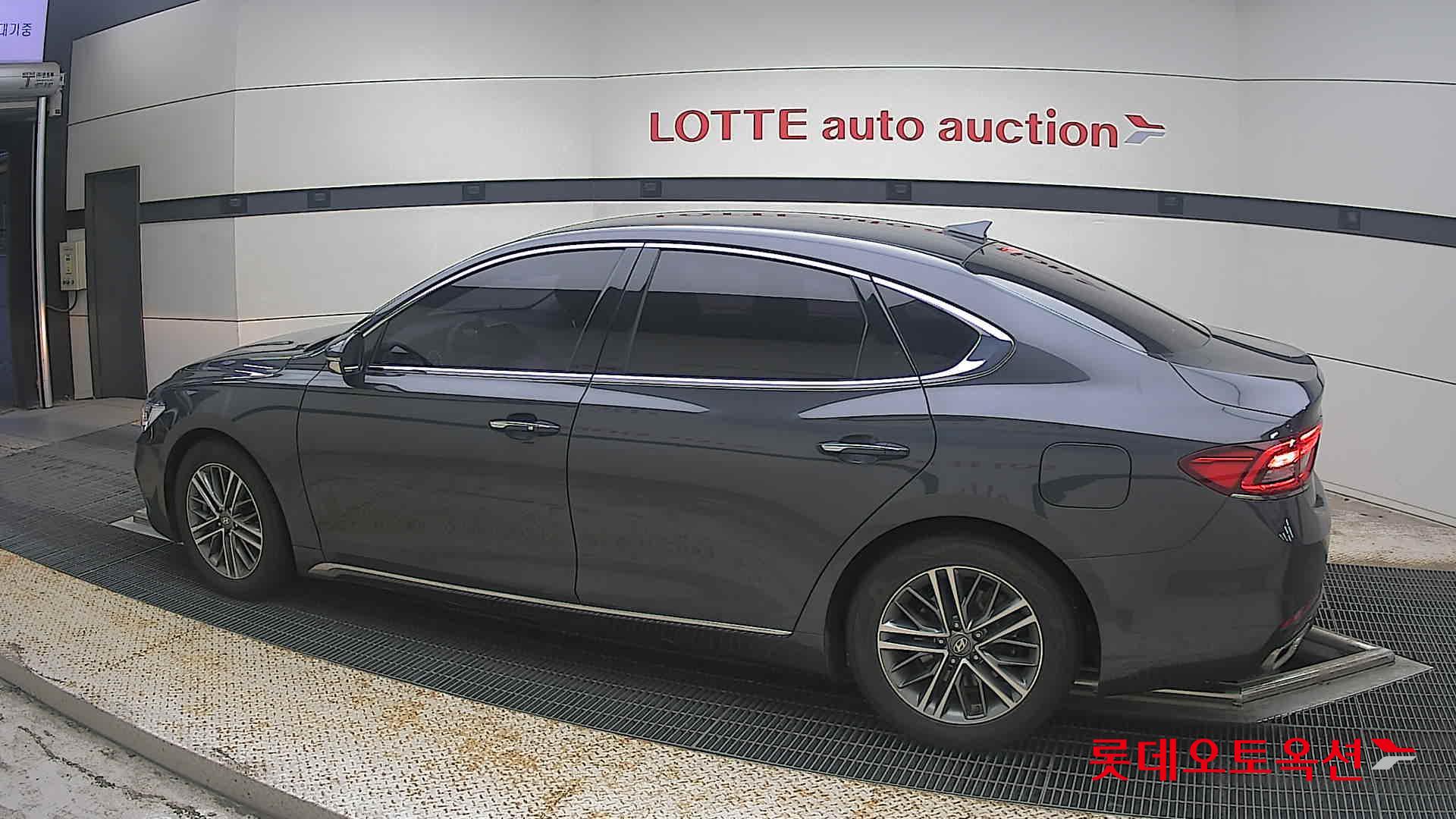 2019 - hyundai grandeur