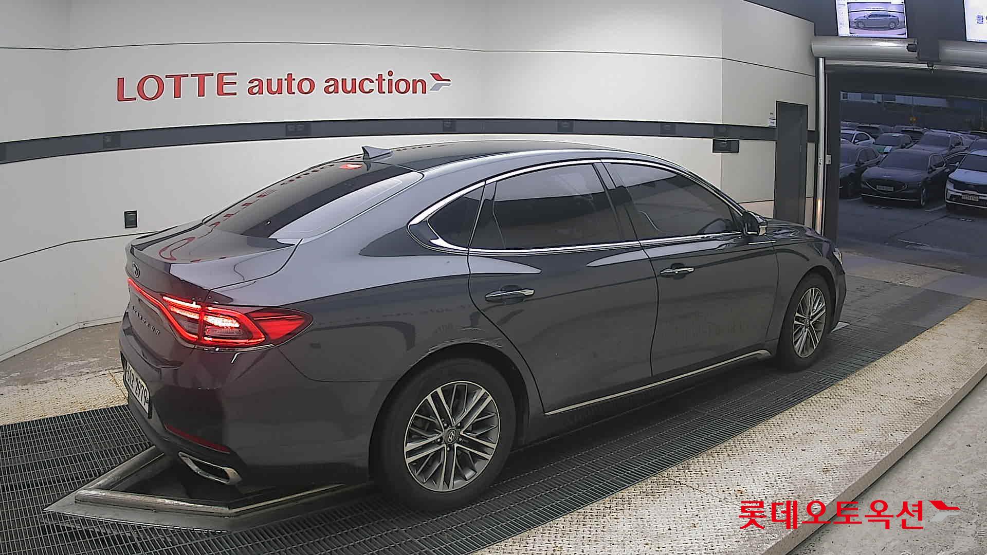 2019 - hyundai grandeur