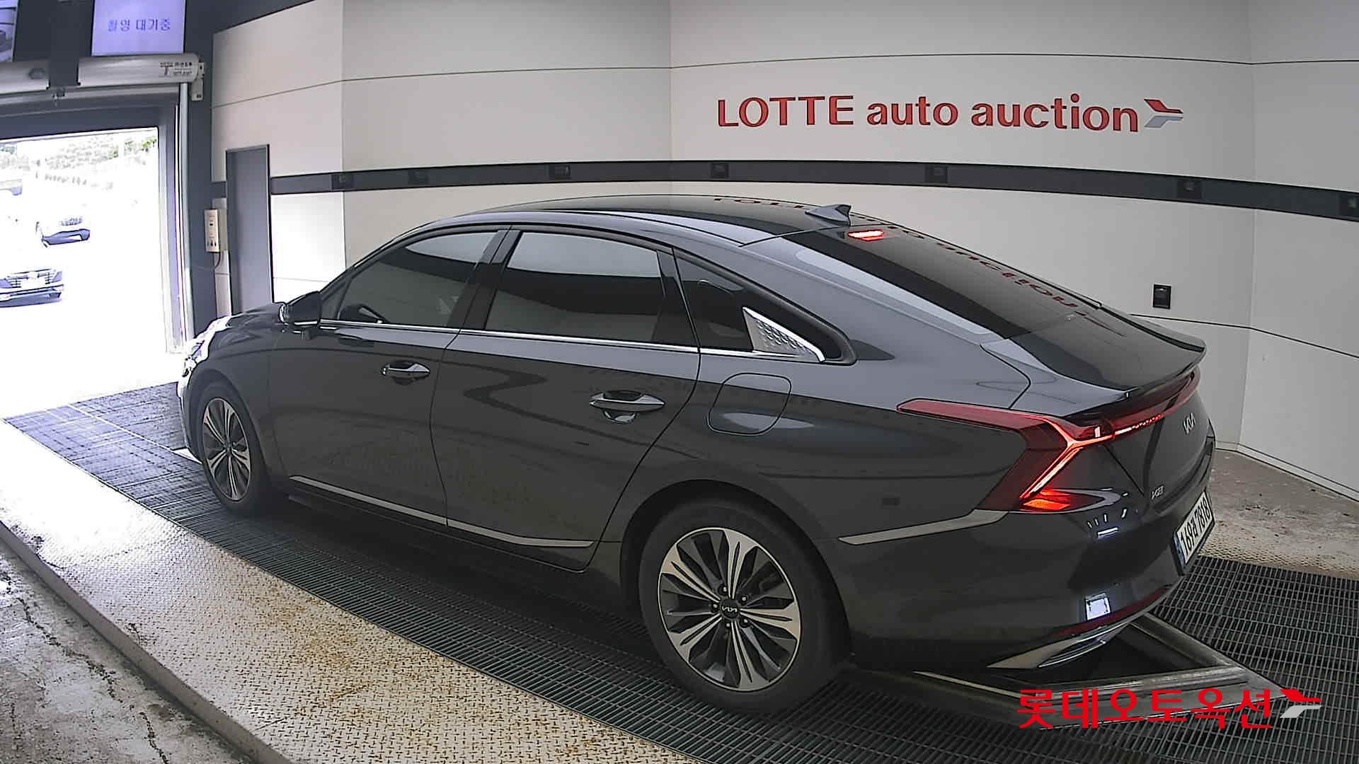 2022 - kia k8