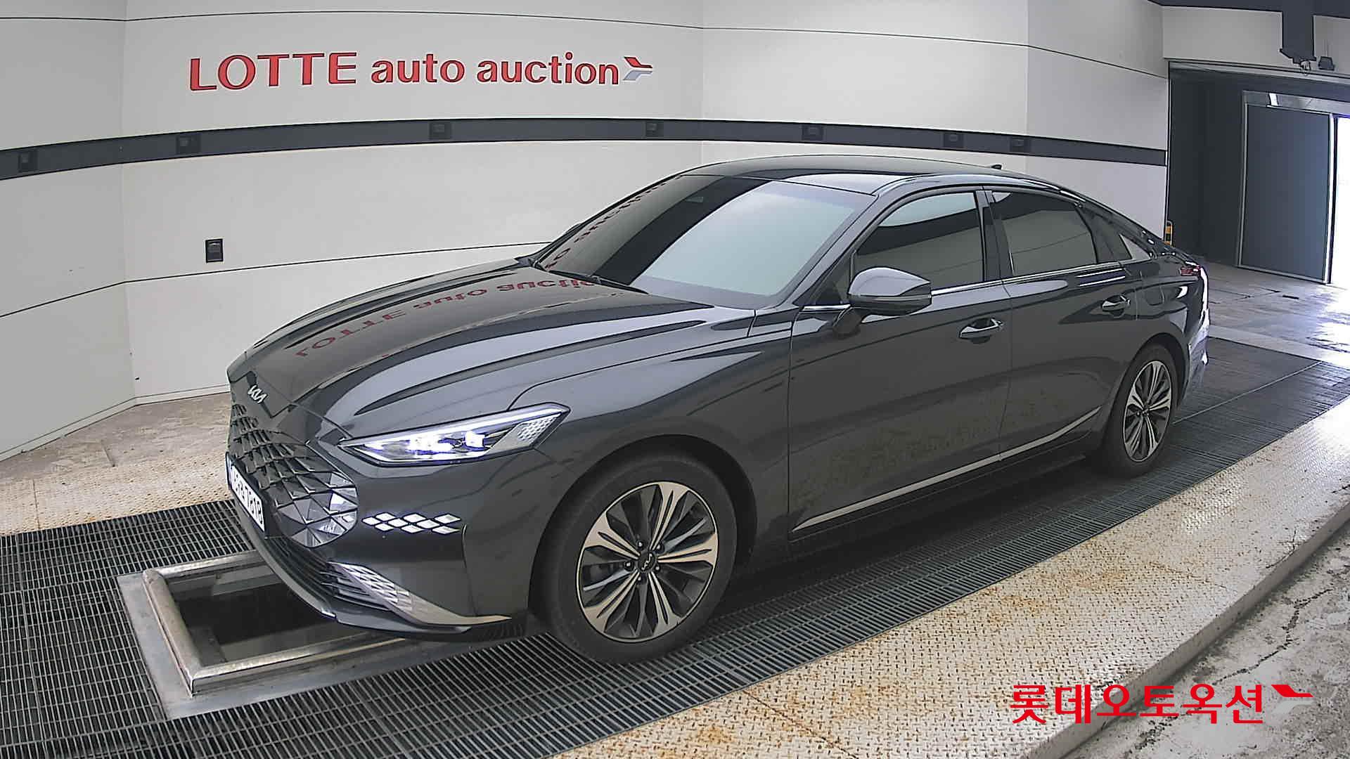 2022 - kia k8