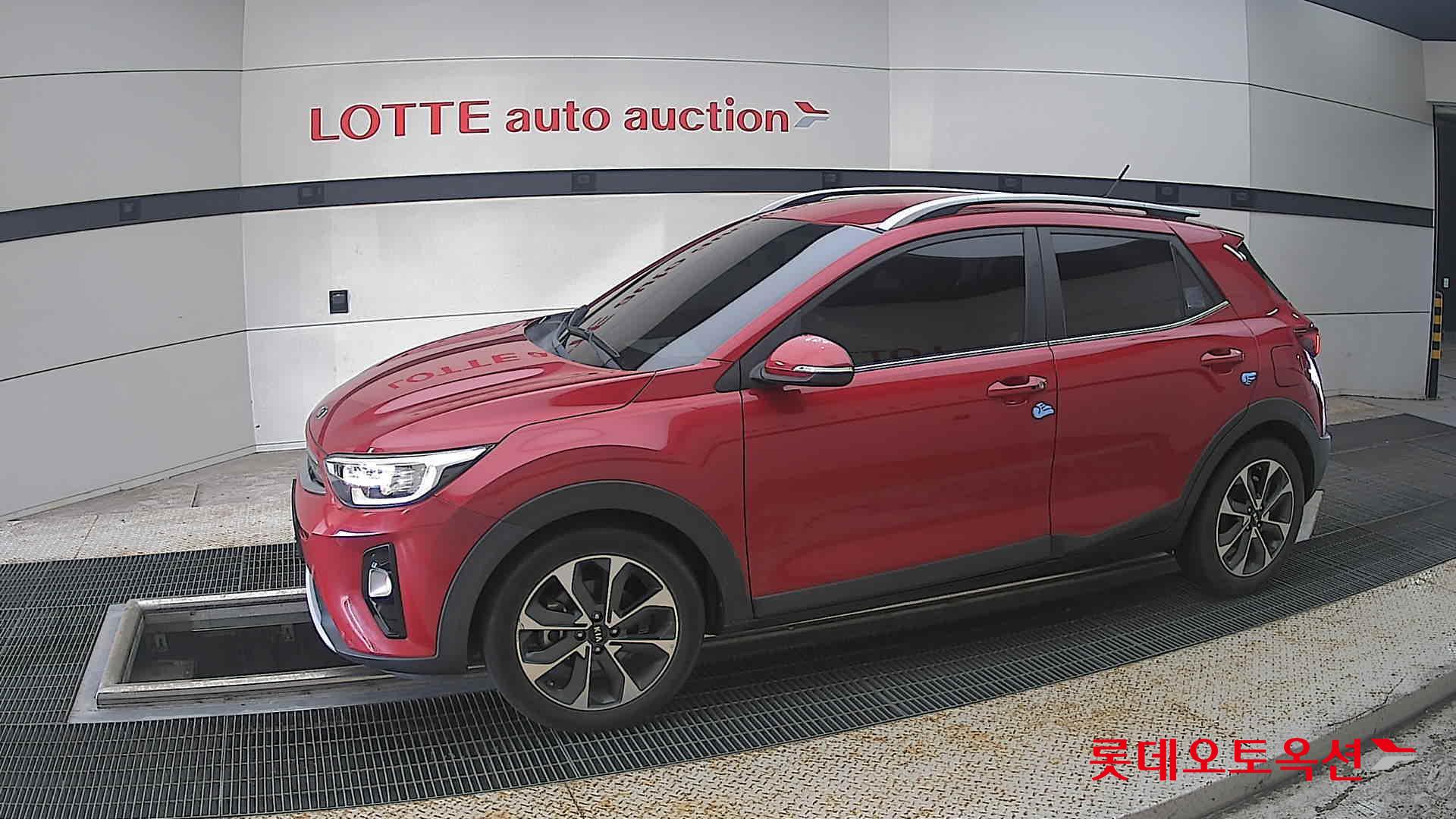 2018 - kia stoic