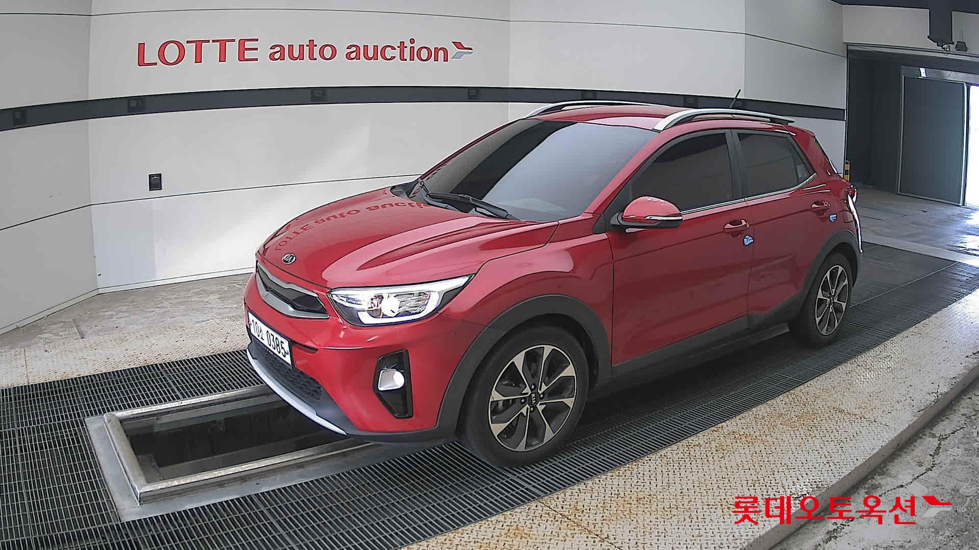2018 - kia stoic