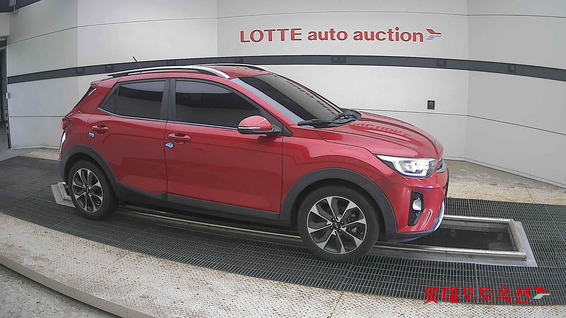 2018 - kia stoic