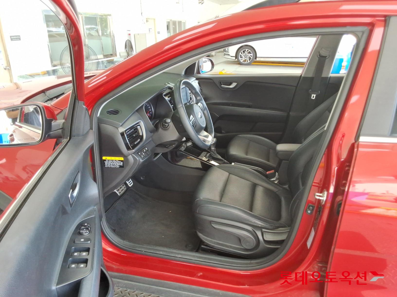 2018 - kia stoic