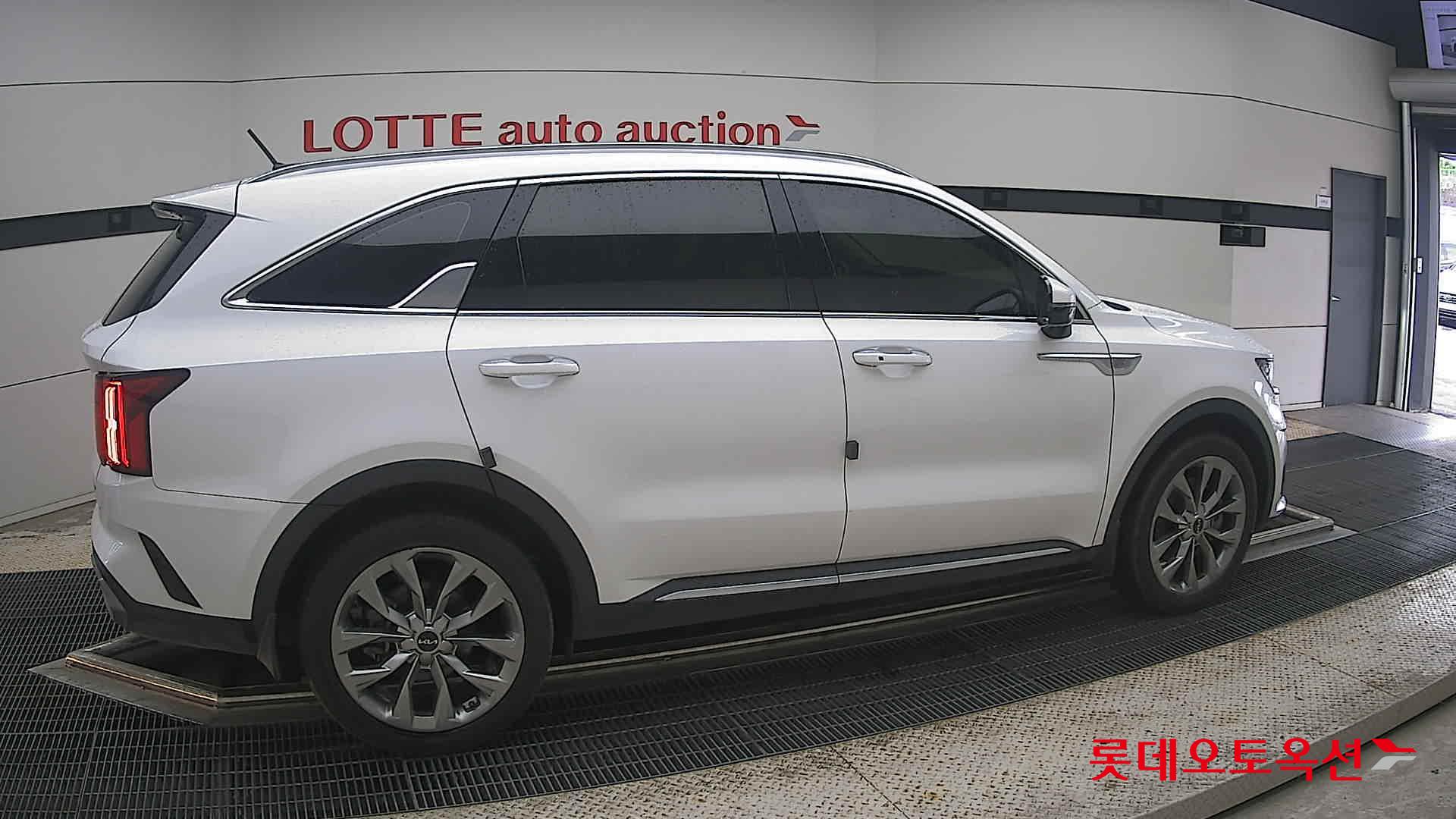 2023 - kia sorento