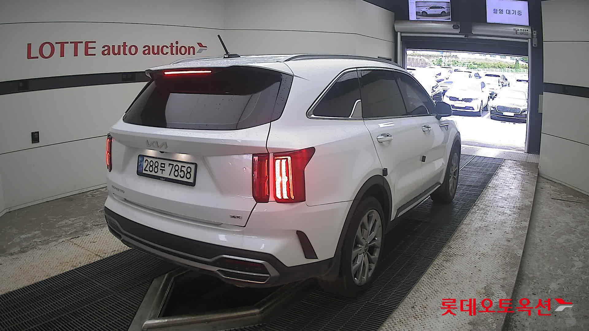 2023 - kia sorento