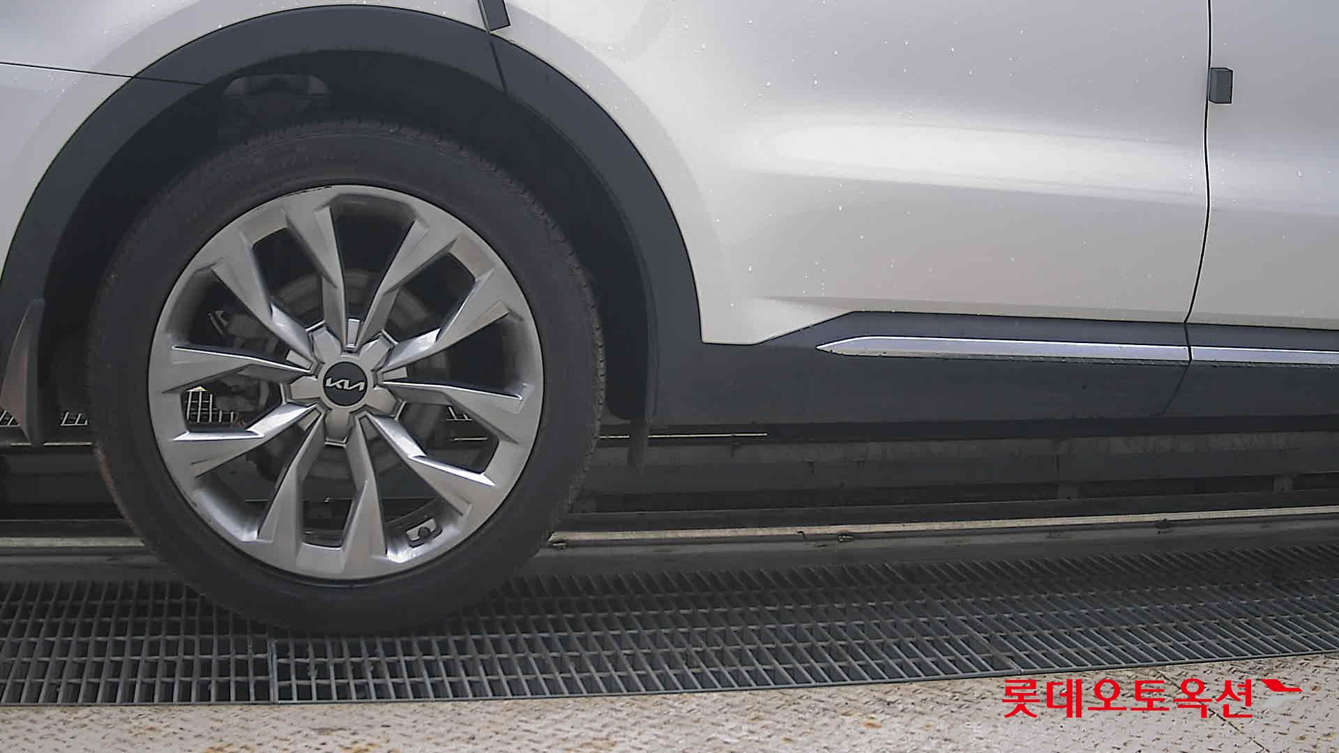 2023 - kia sorento