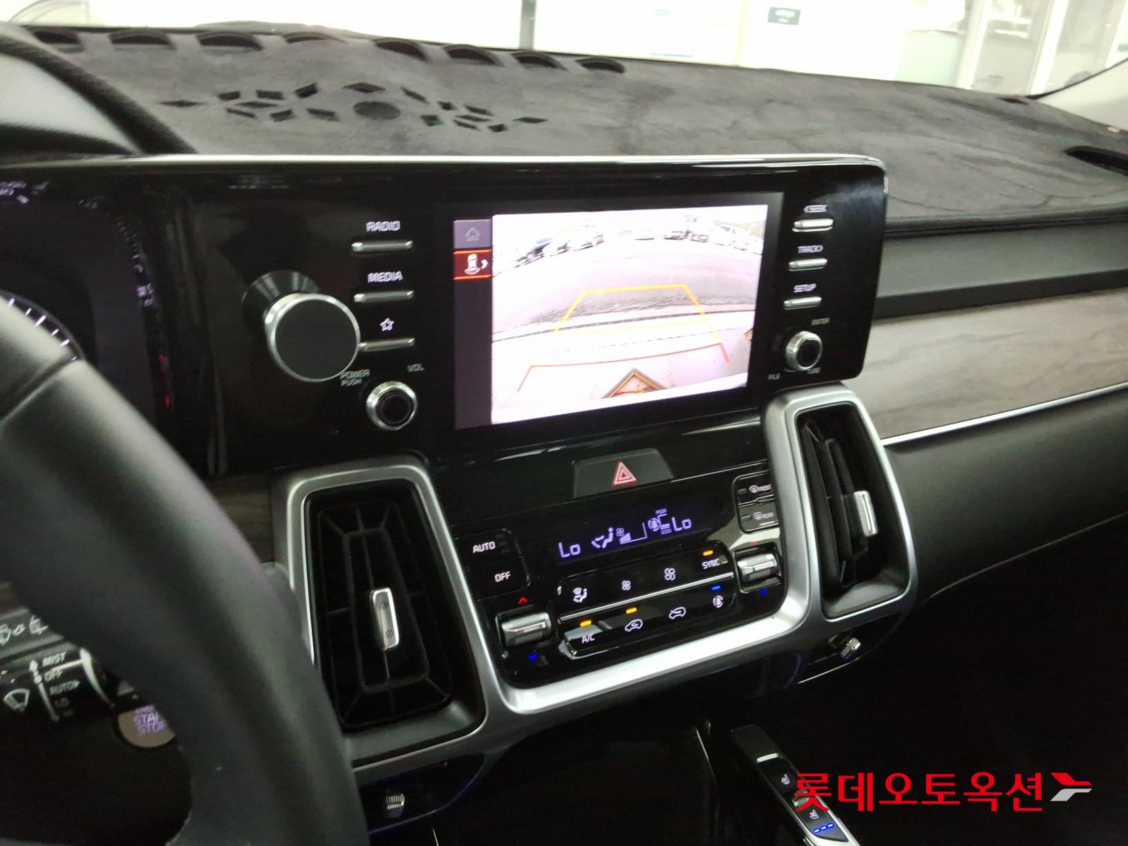 2023 - kia sorento