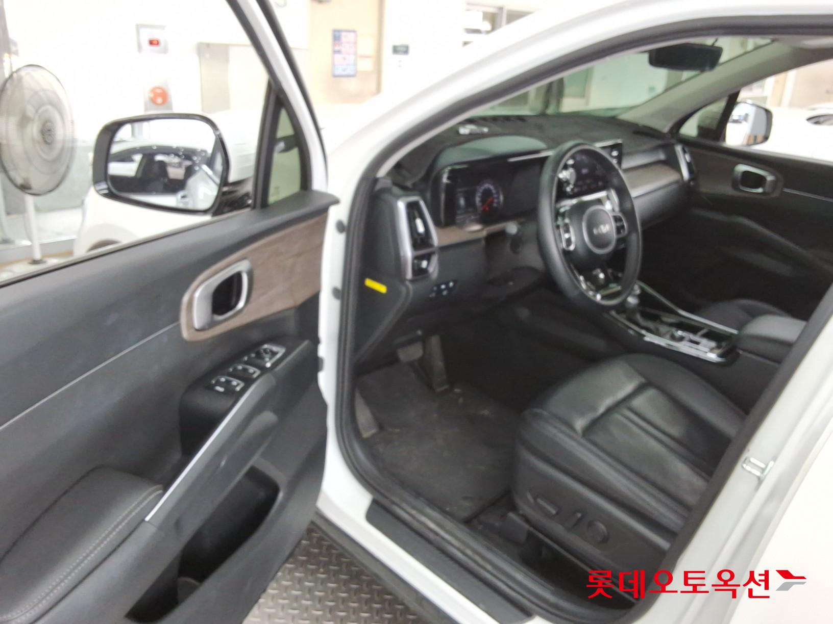 2023 - kia sorento