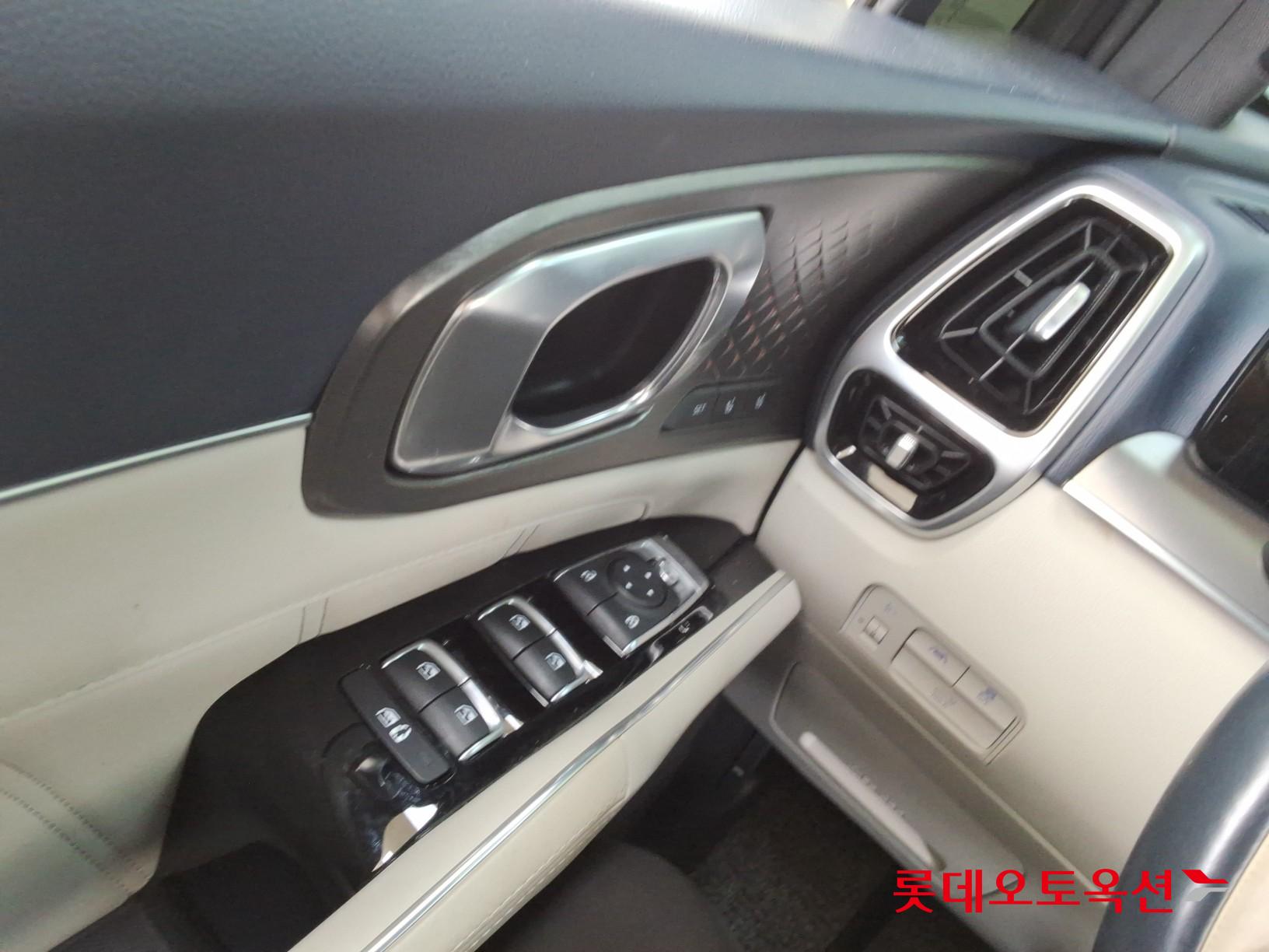 2022 - kia sorento