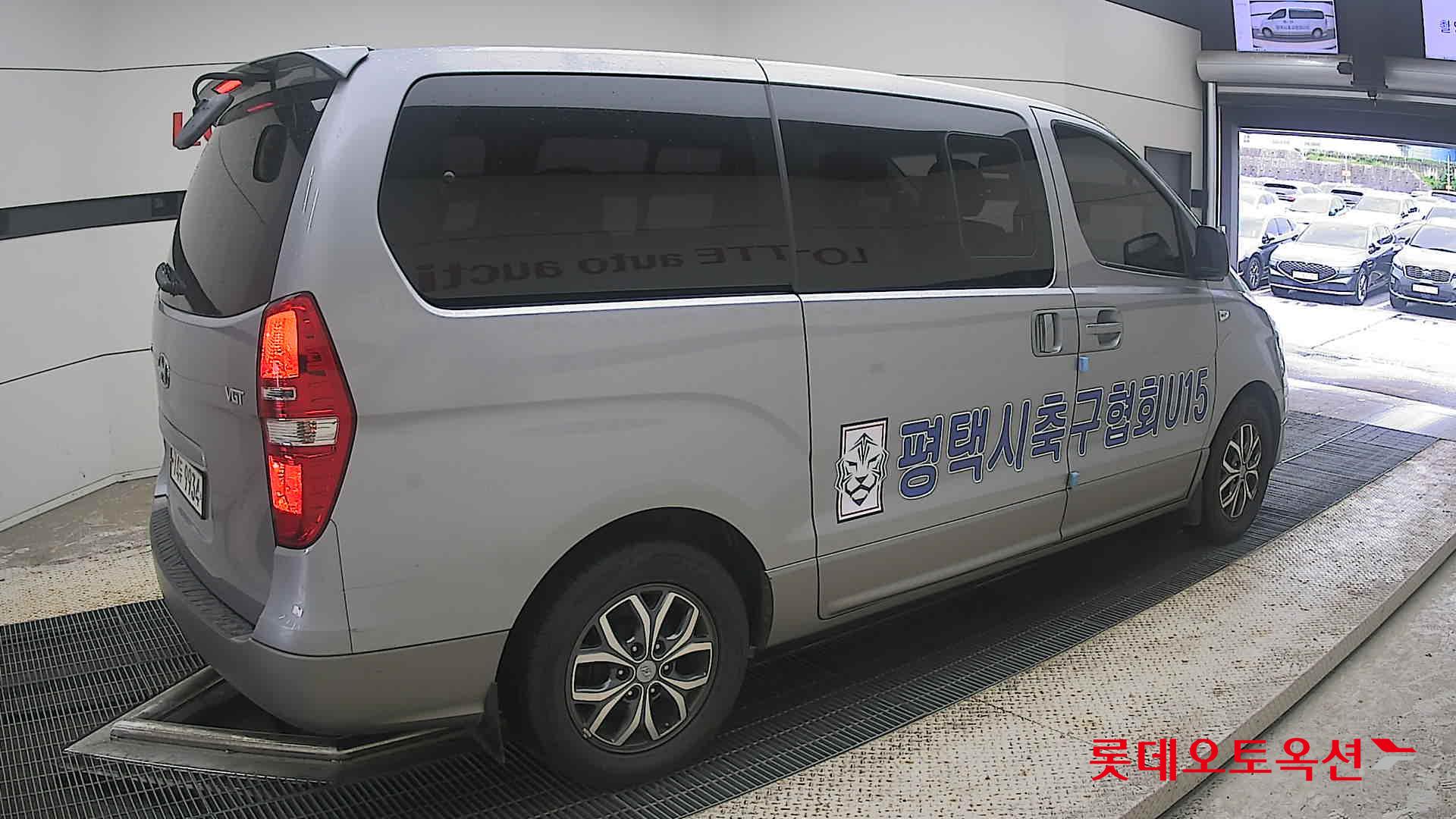 2018 - hyundai grand starex
