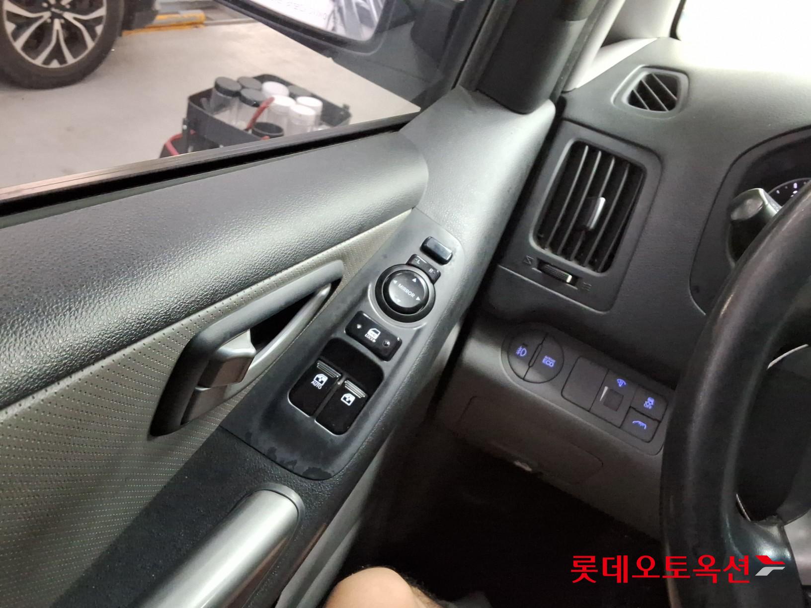 2018 - hyundai grand starex