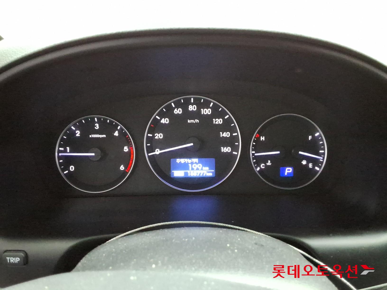 2018 - hyundai grand starex
