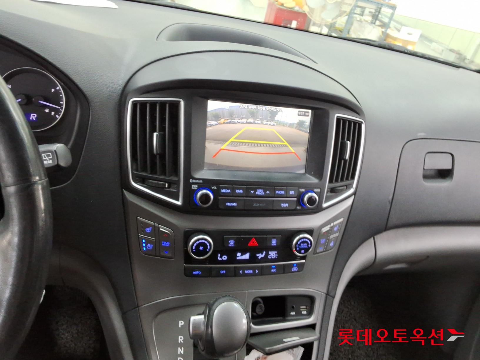 2018 - hyundai grand starex