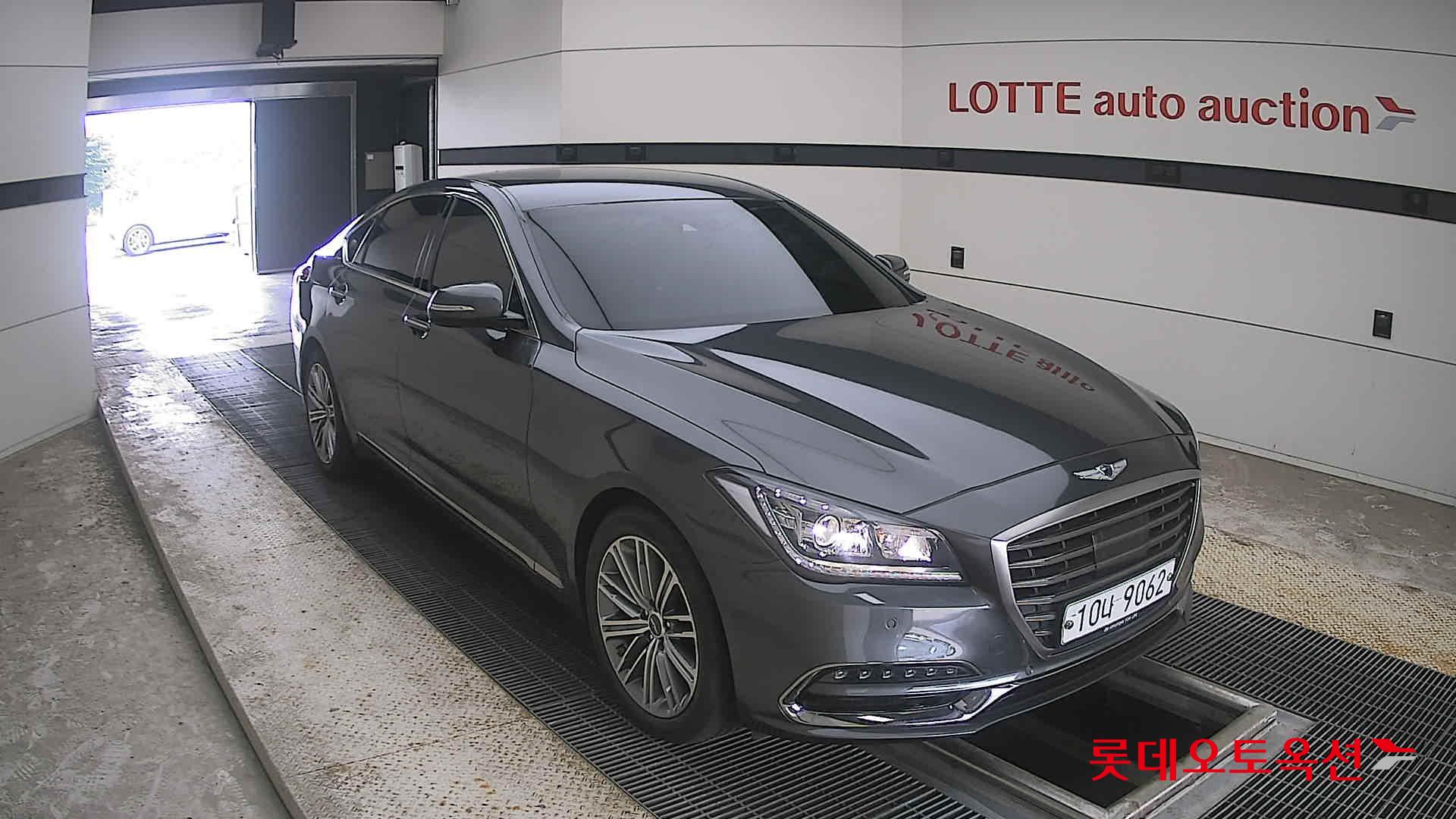 2018 - genesis g80