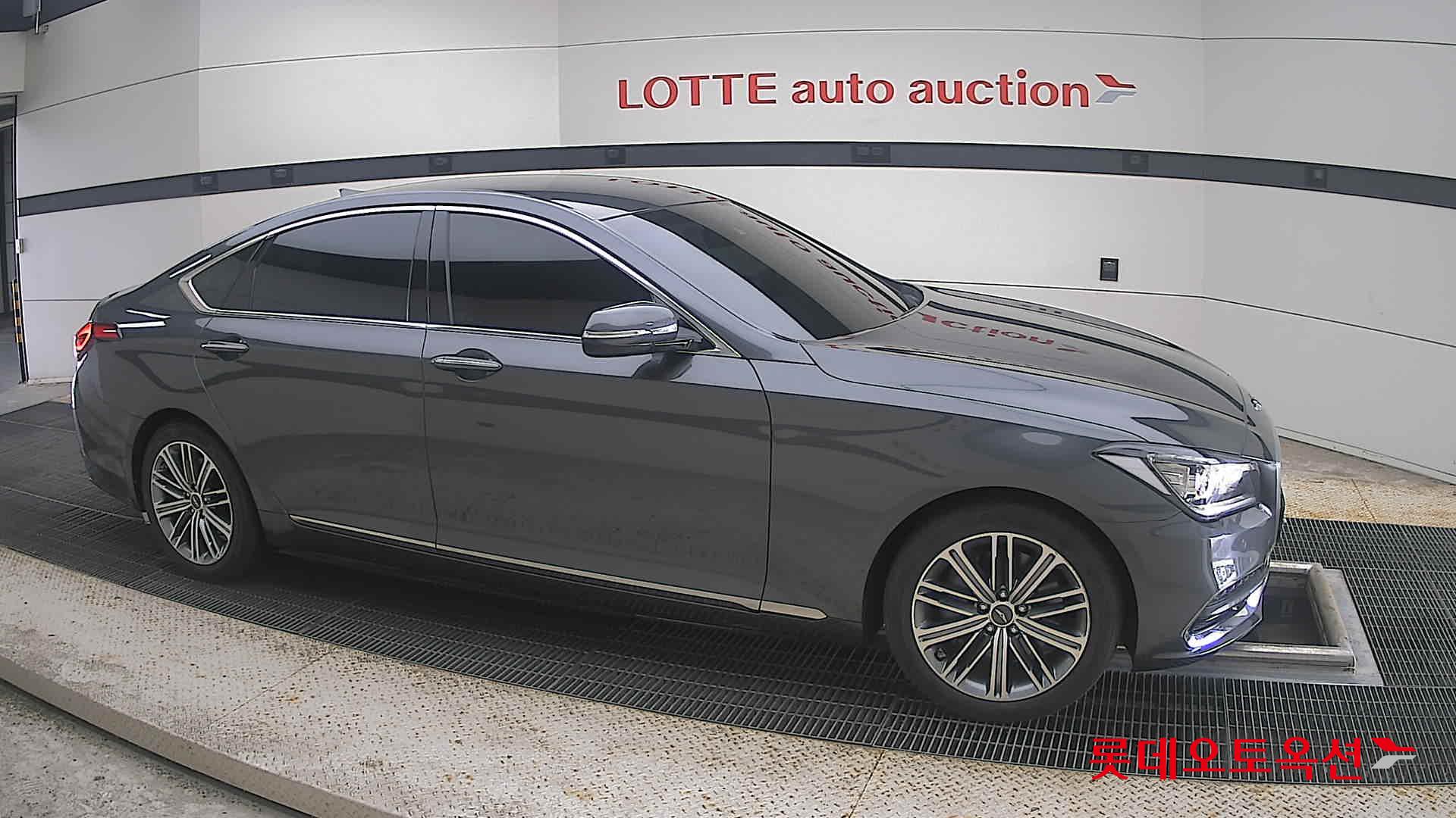 2018 - genesis g80
