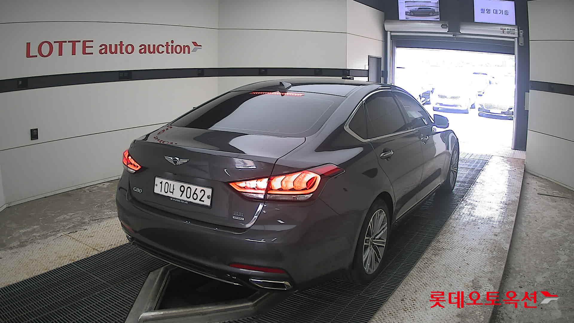 2018 - genesis g80