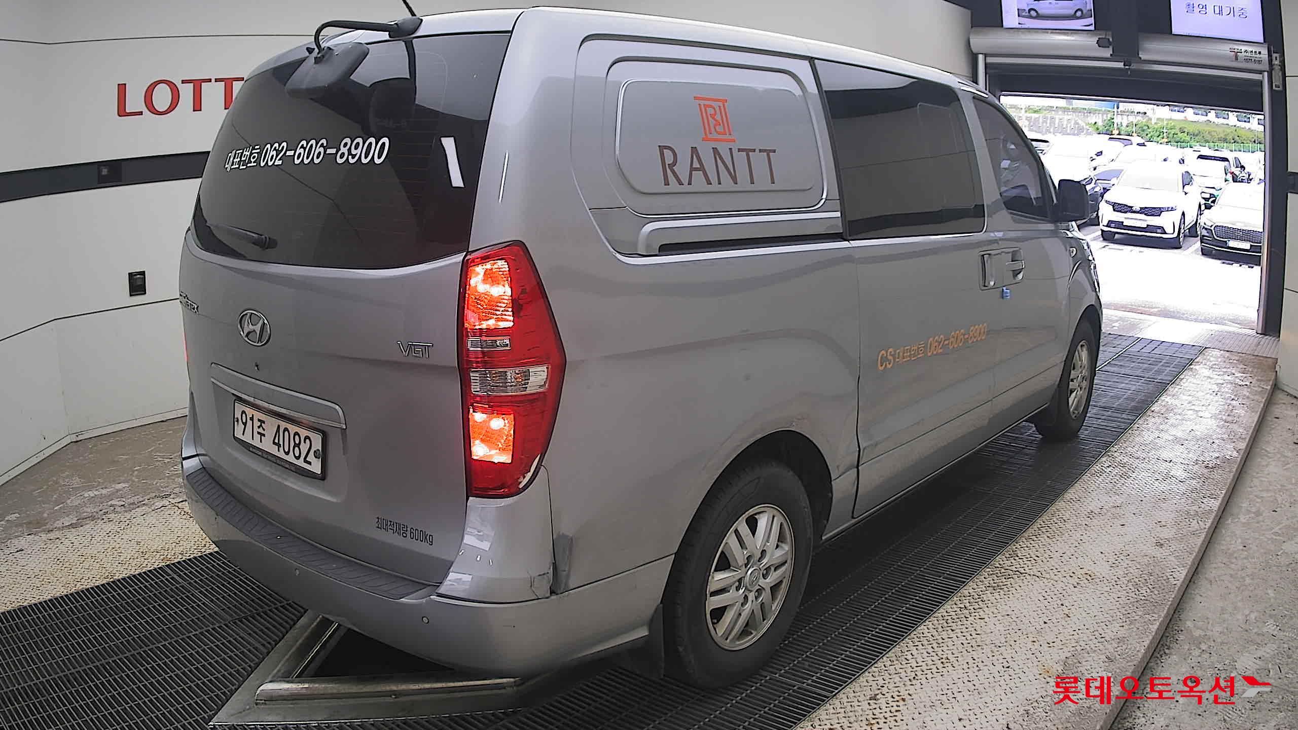 2019 - hyundai grand starex