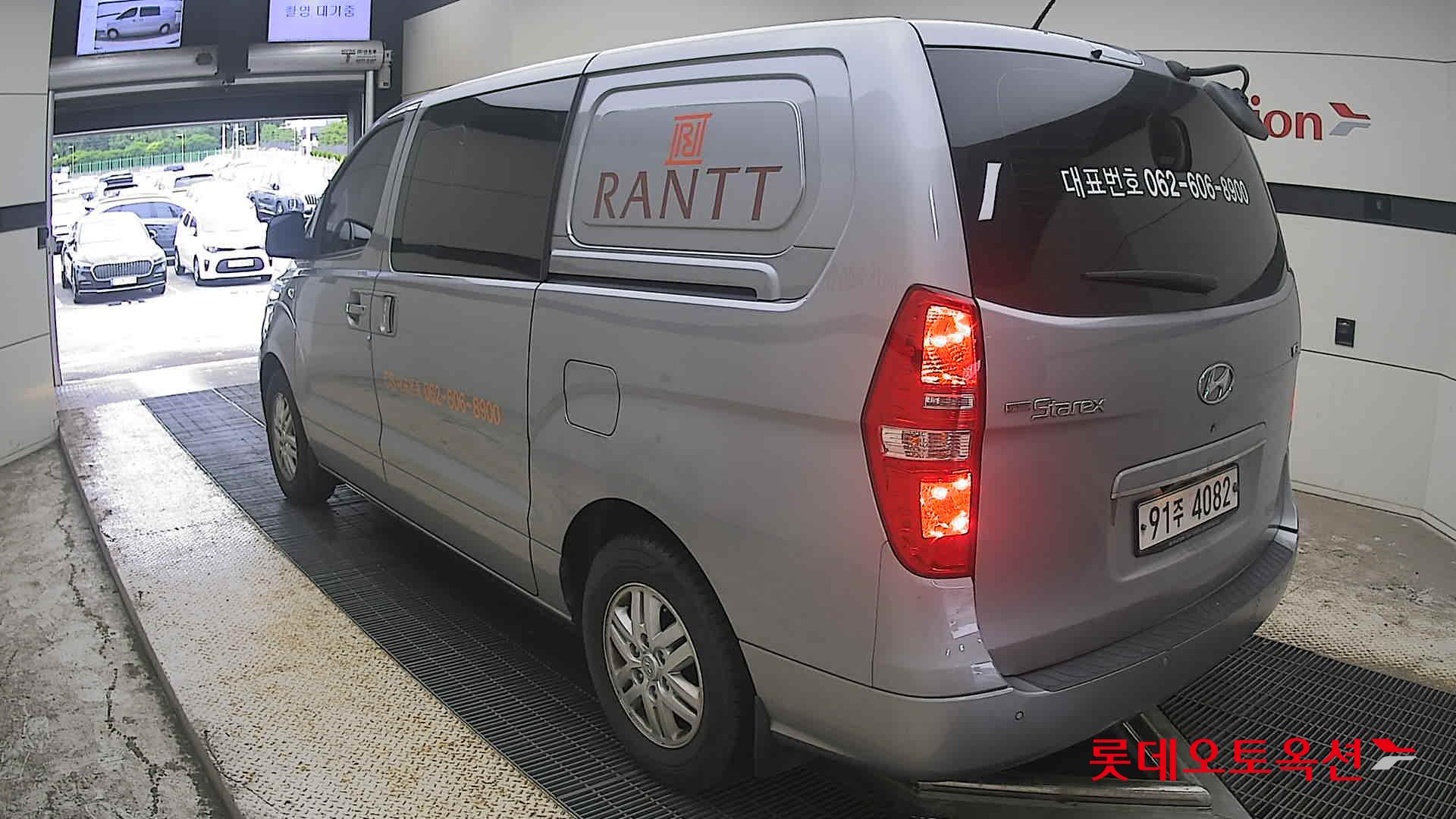 2019 - hyundai grand starex