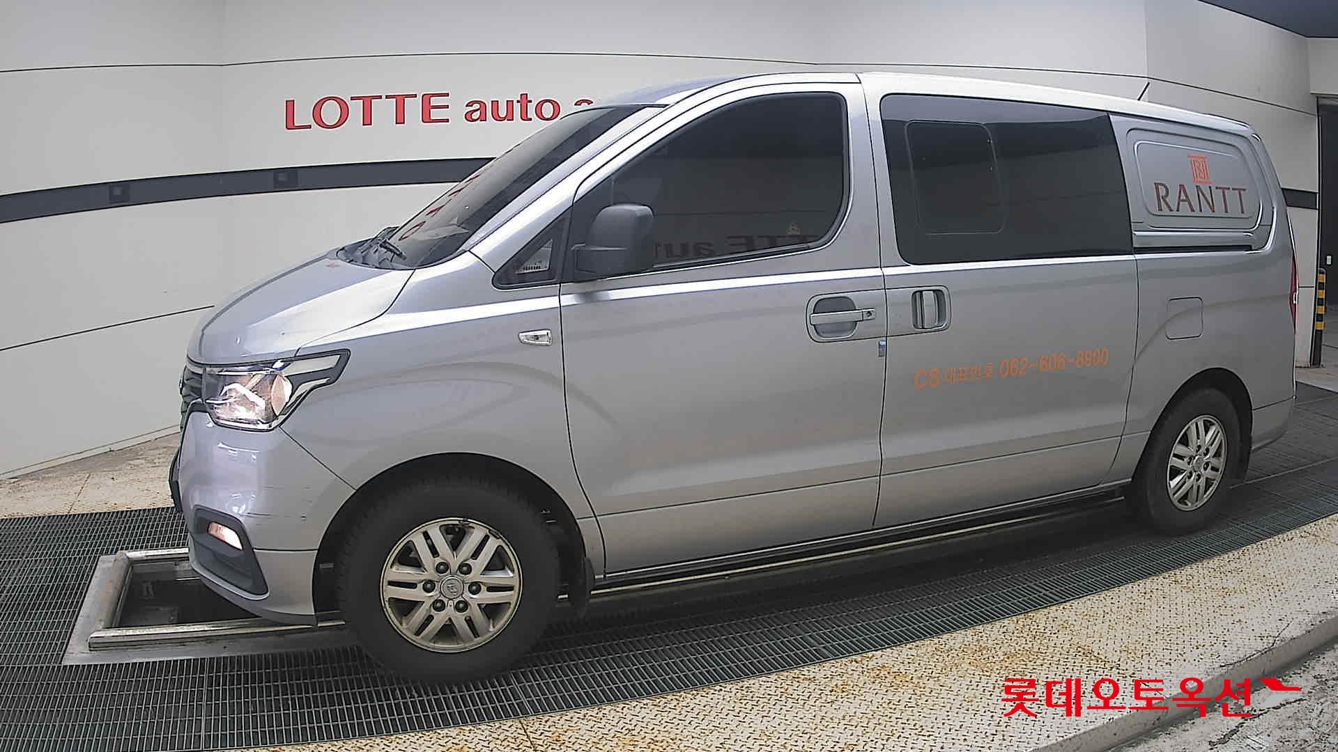 2019 - hyundai grand starex