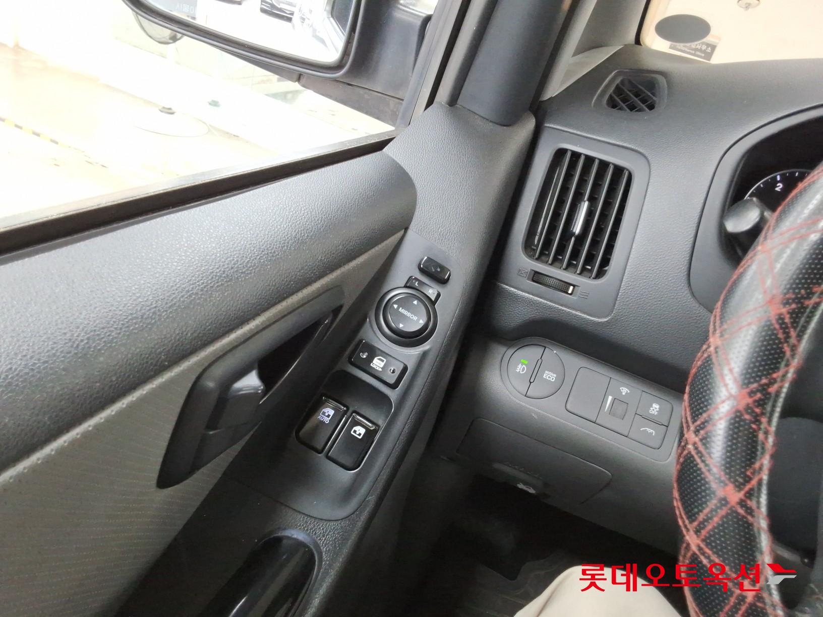 2019 - hyundai grand starex