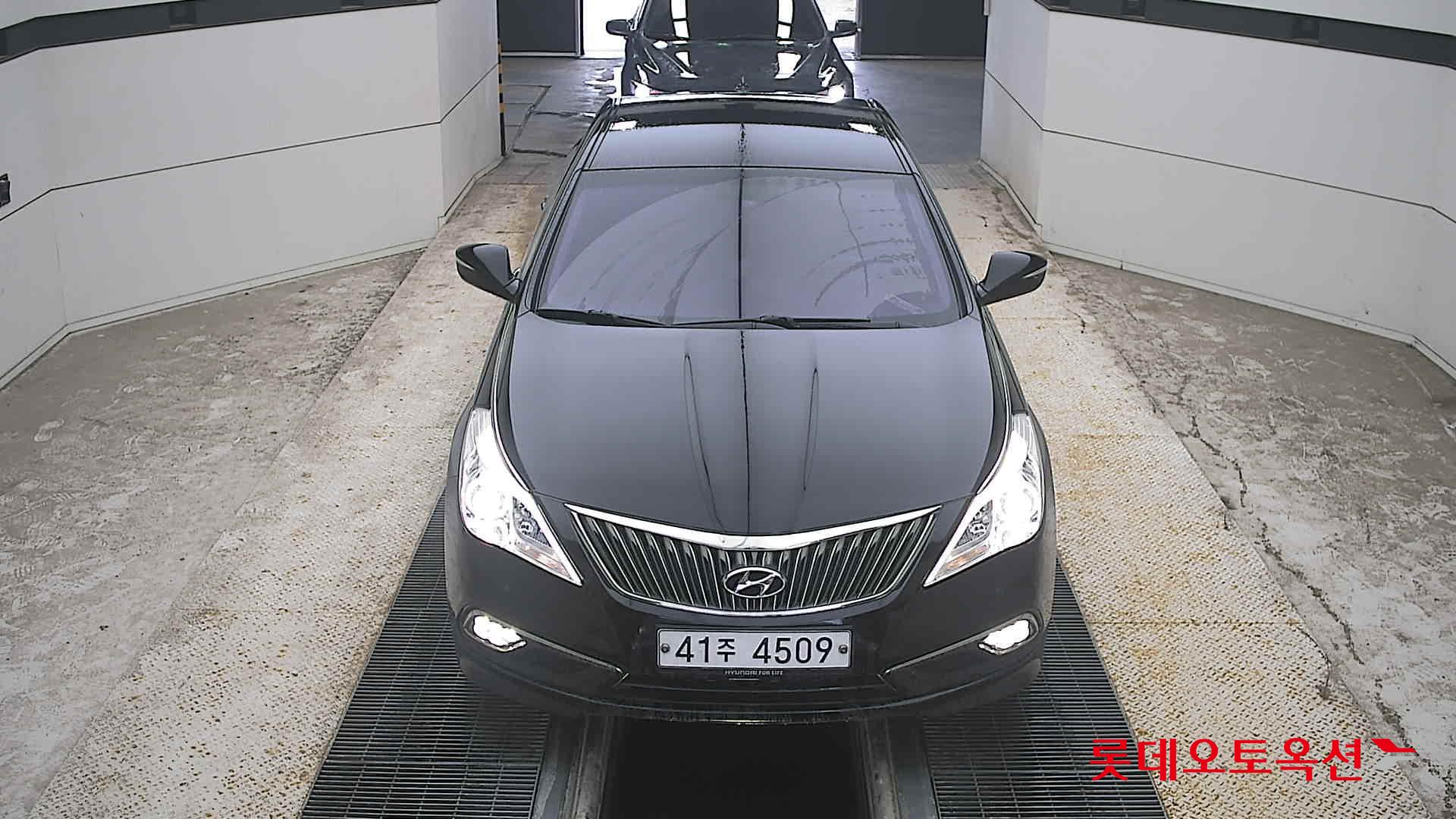 GRANDEUR HG (G) PREMIUM