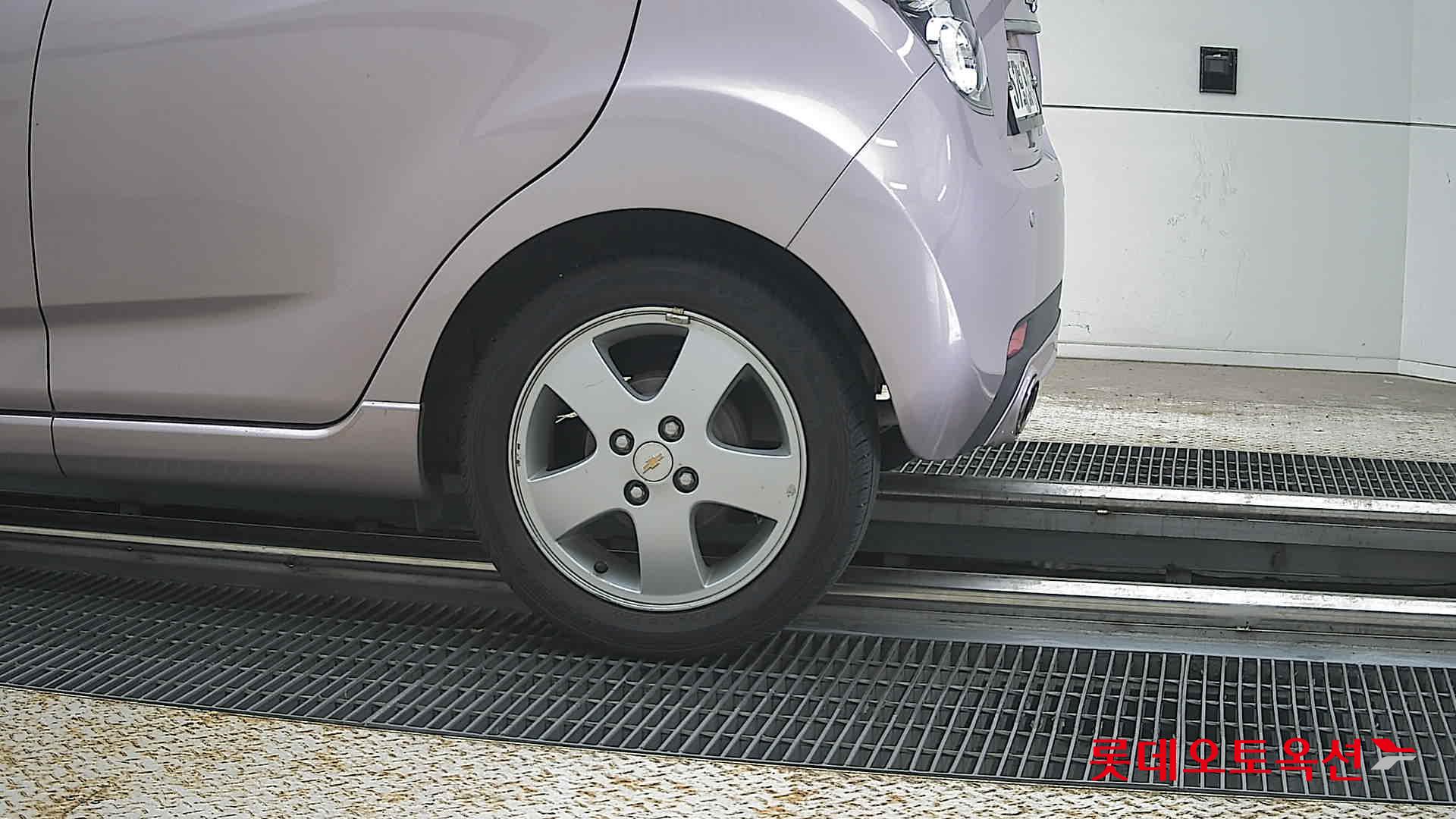 2012 - chevrolet spark