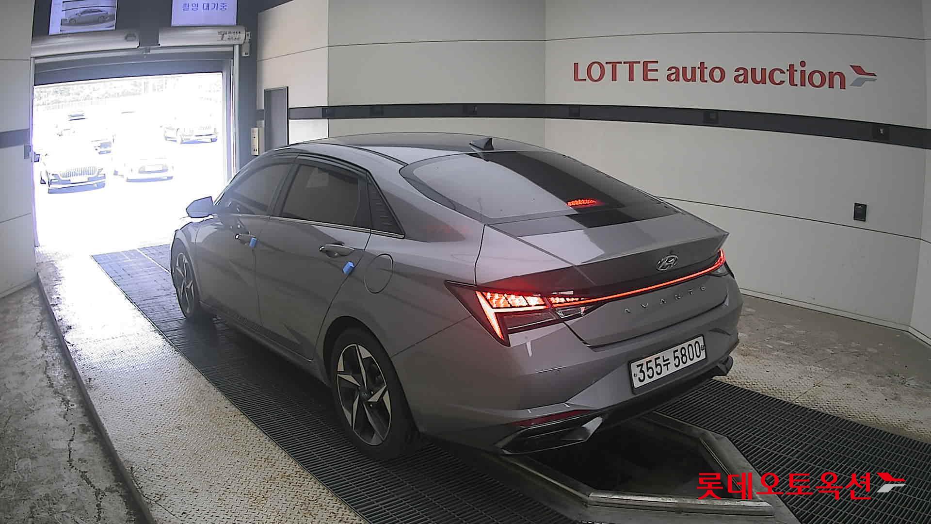 2021 - hyundai avante