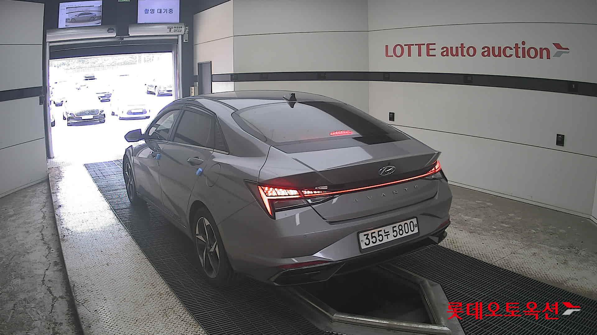 2021 - hyundai avante