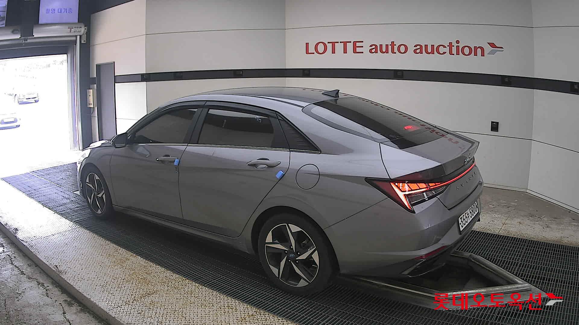 2021 - hyundai avante