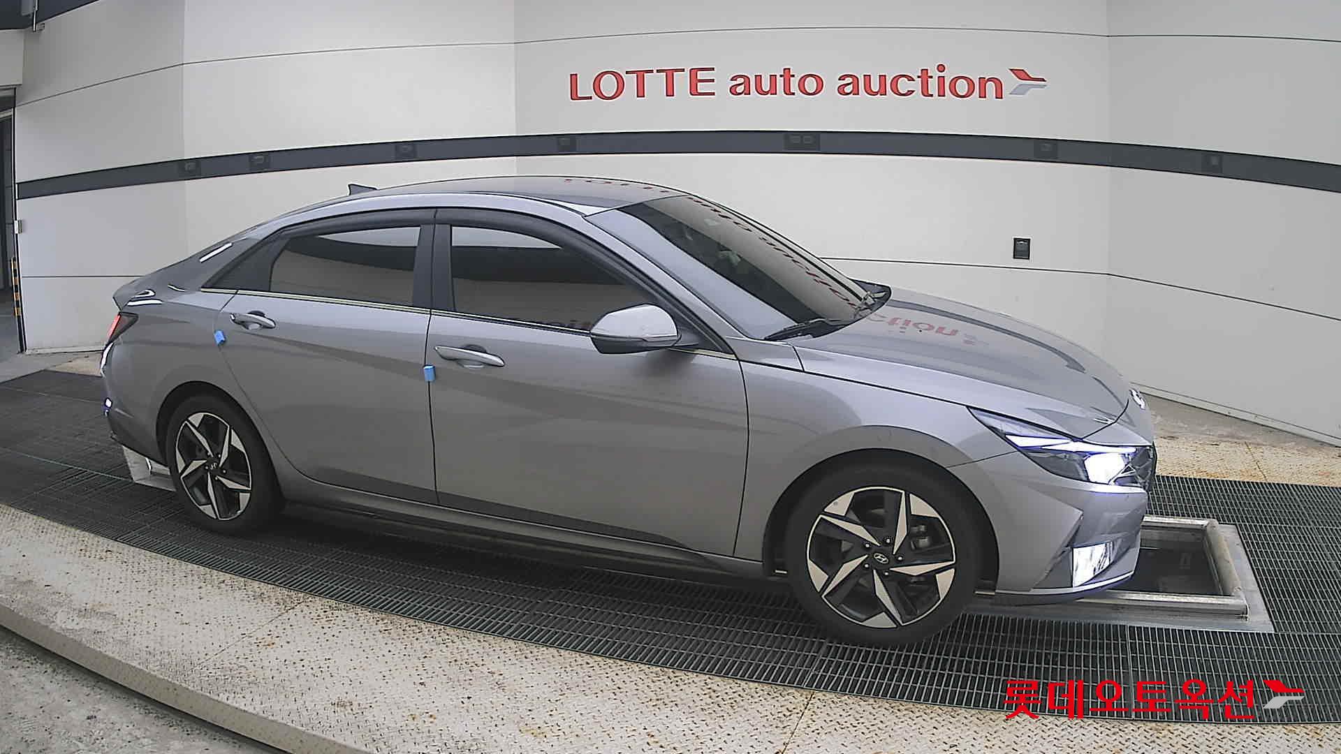 2021 - hyundai avante