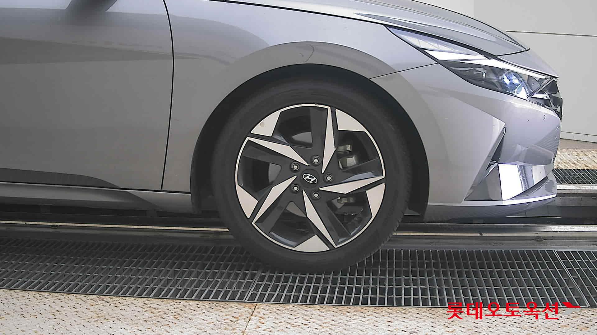 2021 - hyundai avante