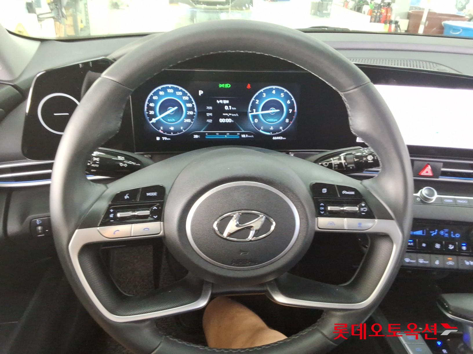 2021 - hyundai avante