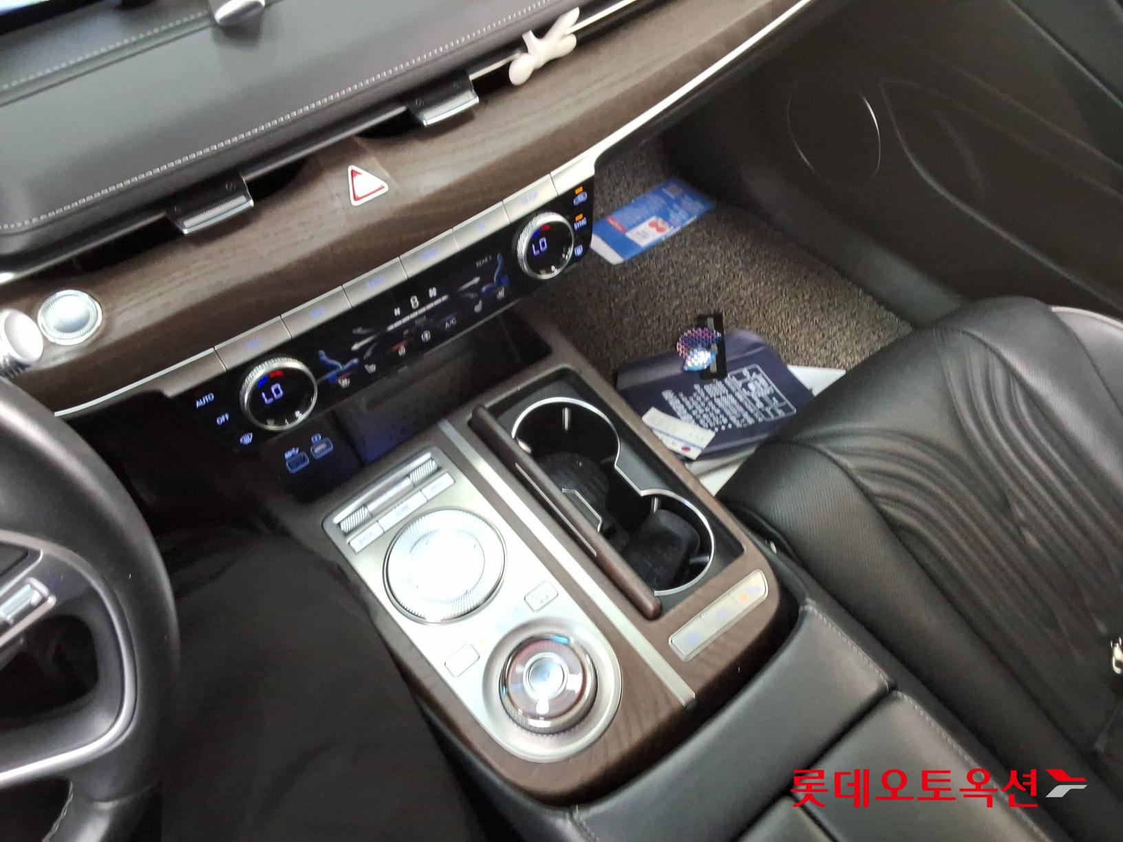 2021 - genesis g80