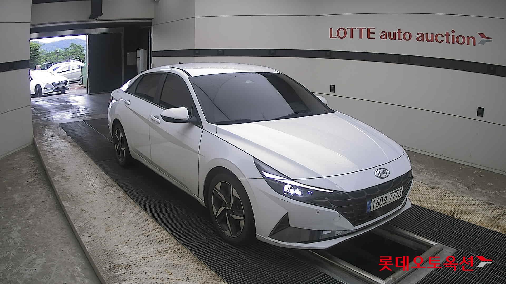 2021 - hyundai avante
