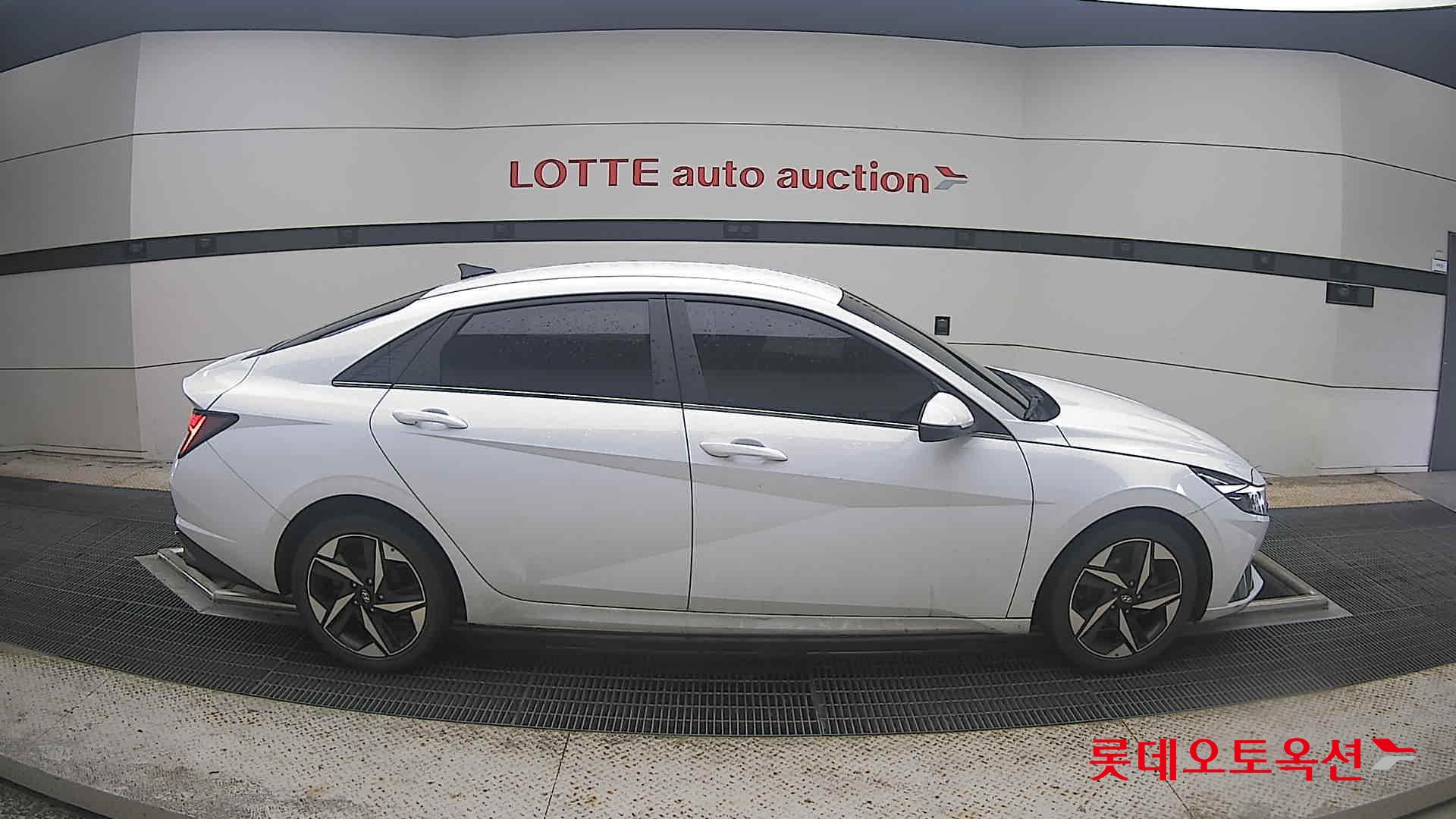 2021 - hyundai avante