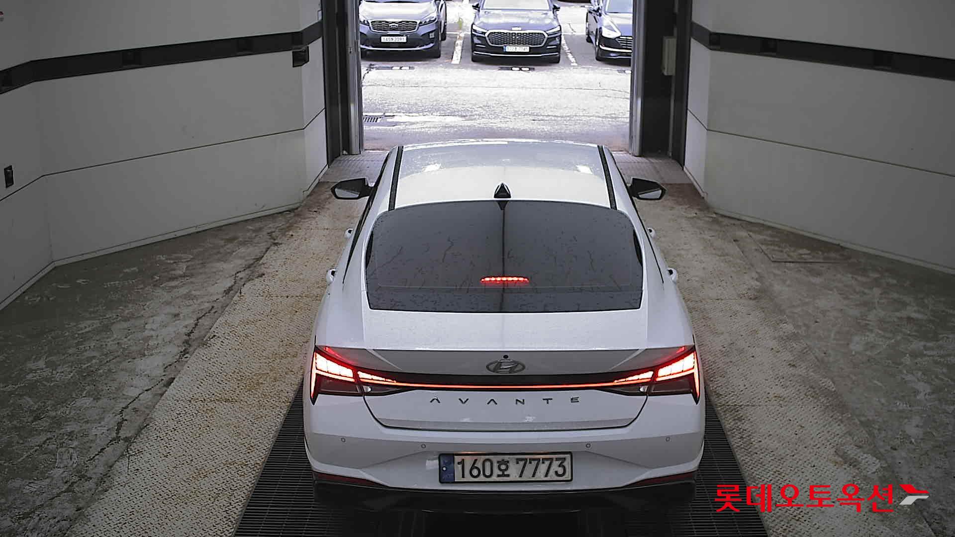 2021 - hyundai avante