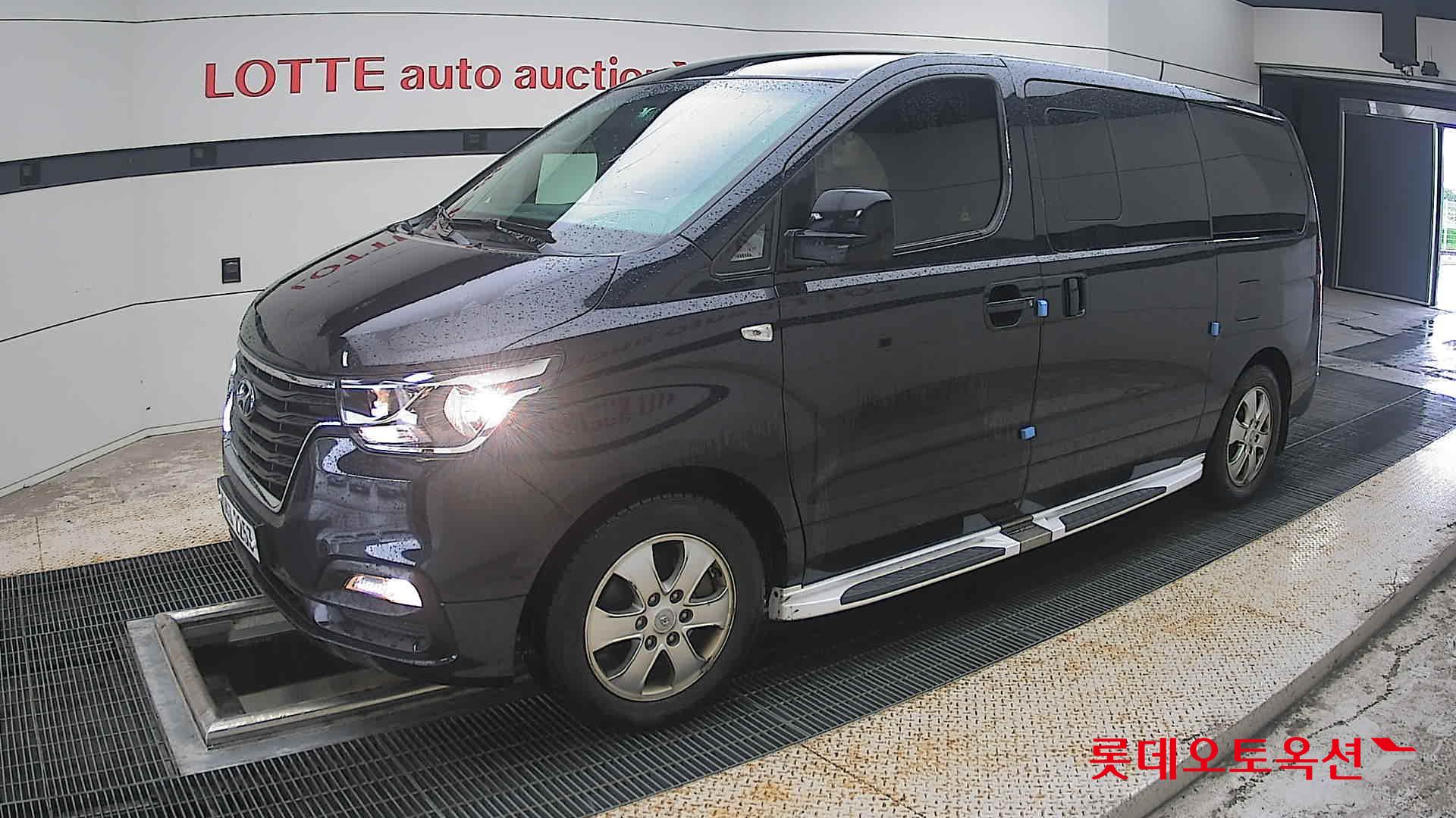 2019 - hyundai grand starex