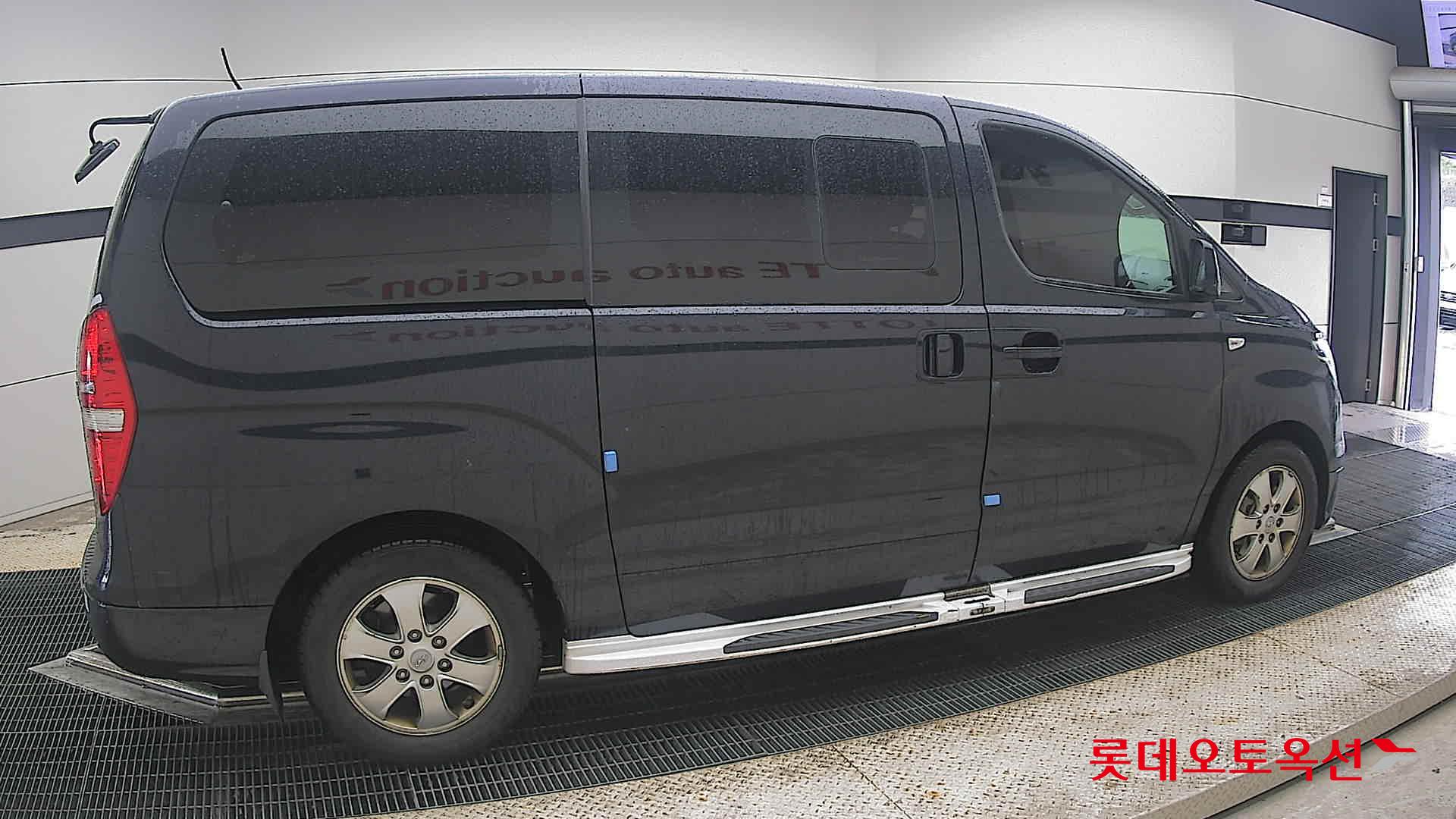 2019 - hyundai grand starex