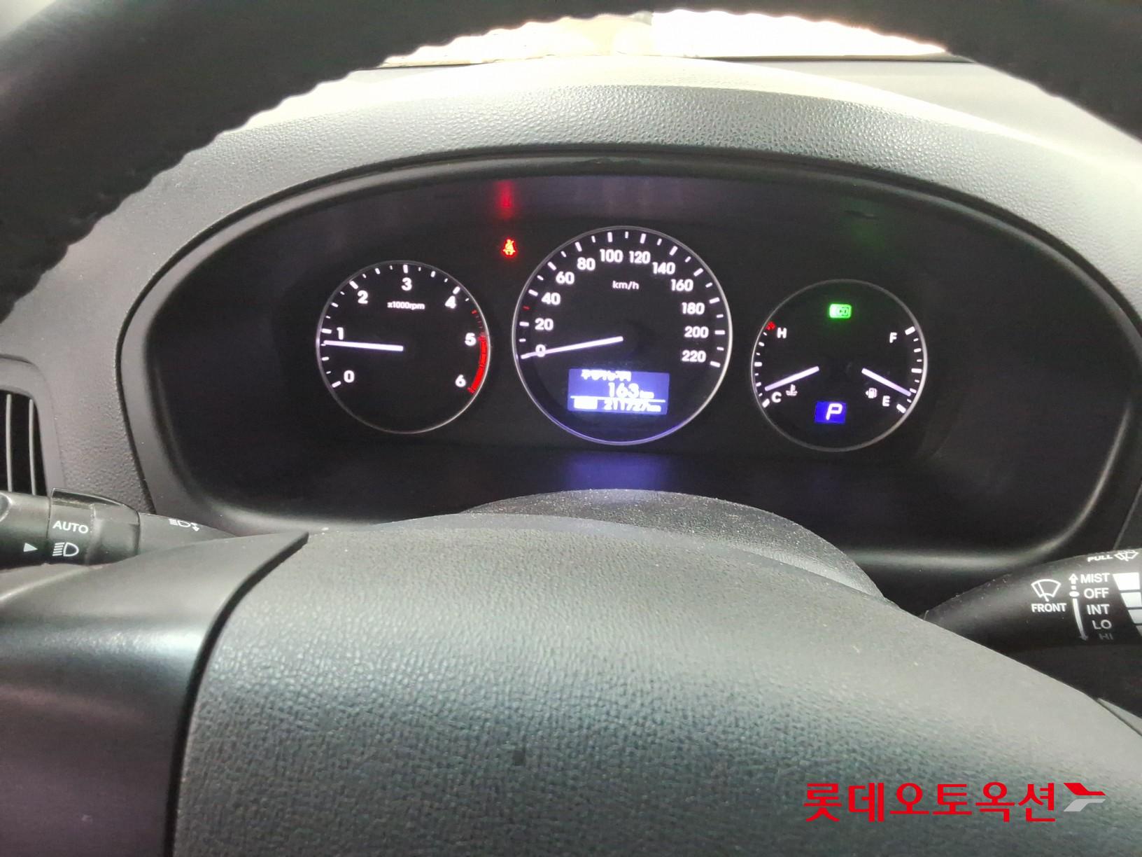 2019 - hyundai grand starex