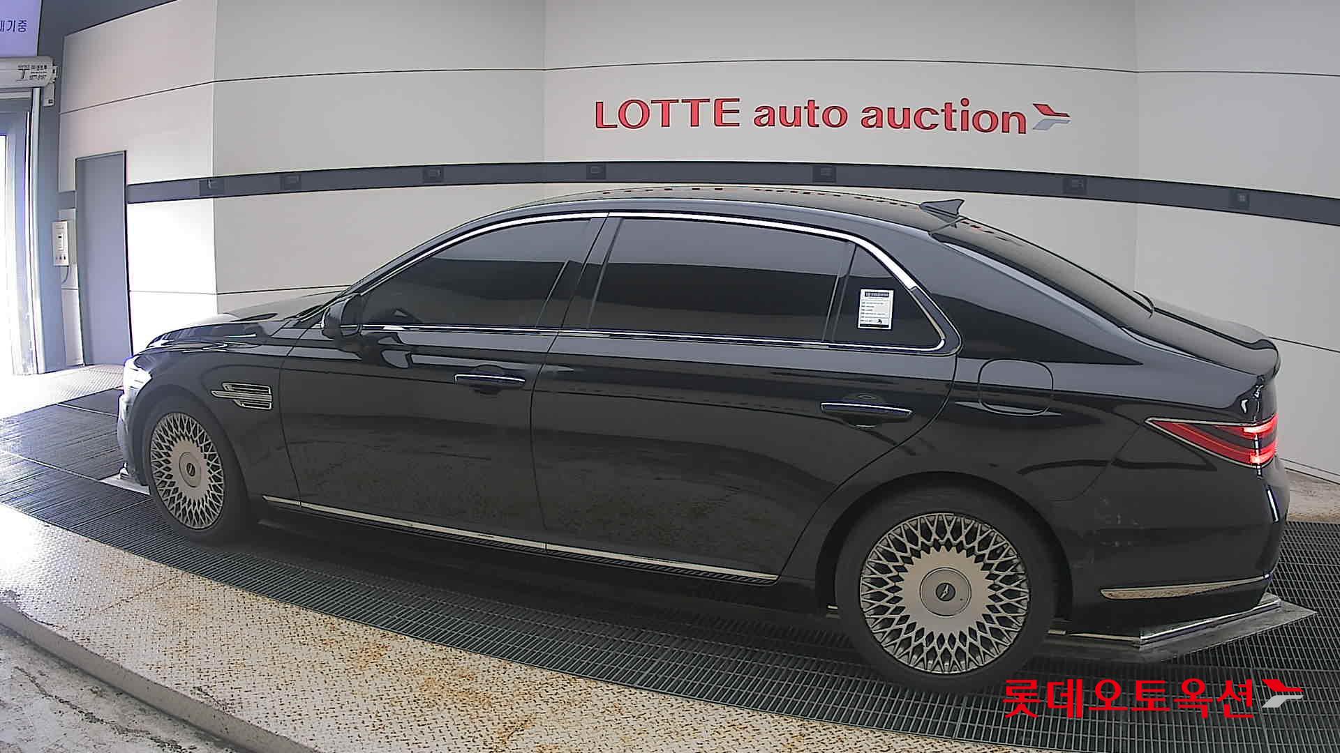 2020 - genesis g90