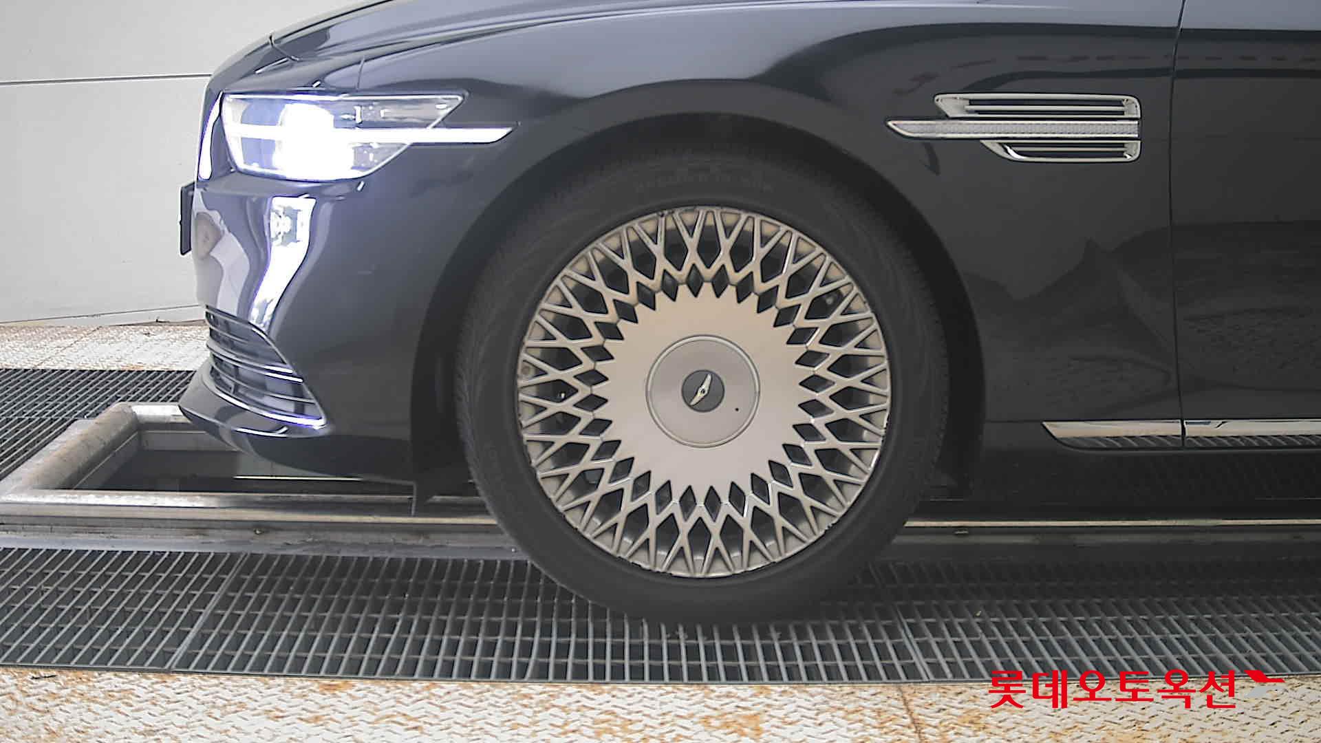 2020 - genesis g90